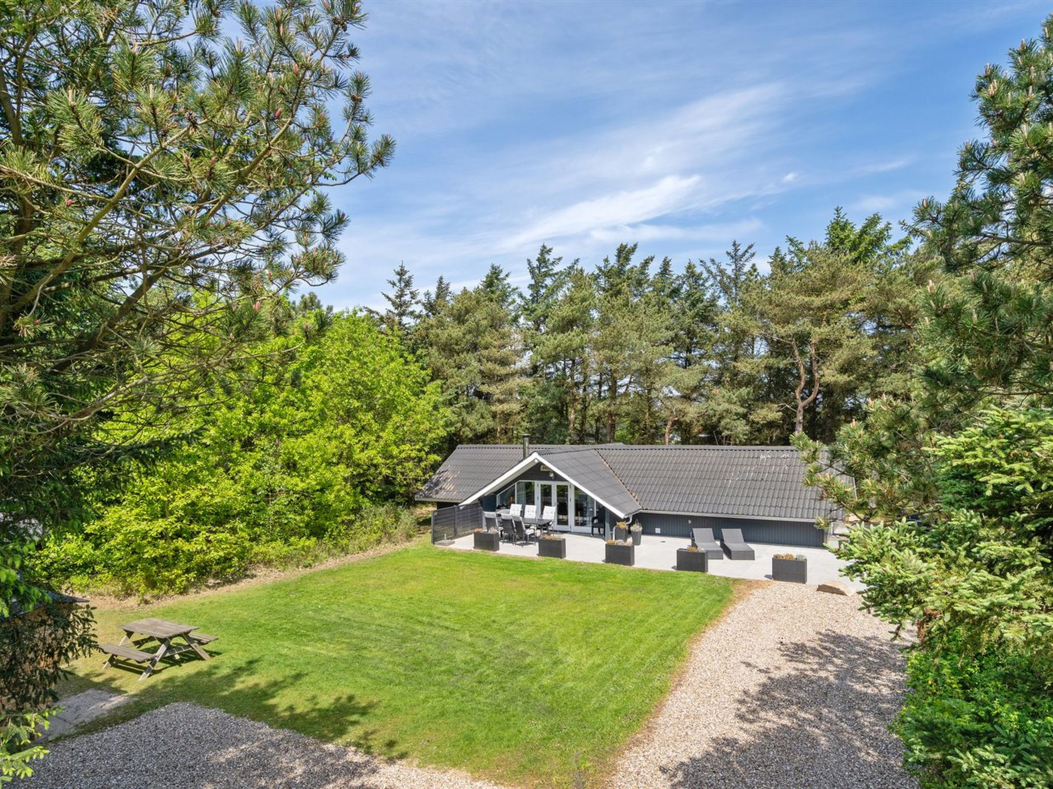 "Hjalmara" - 900m from the sea - Buiten