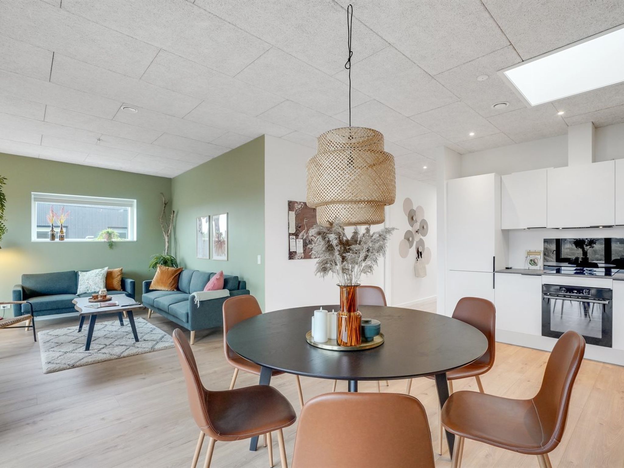 "Kasper" - 1.8km from the sea - Binnen