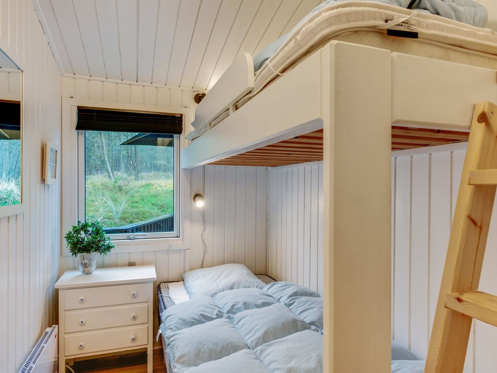 "Emeline" - 1.7km from the sea - Binnen
