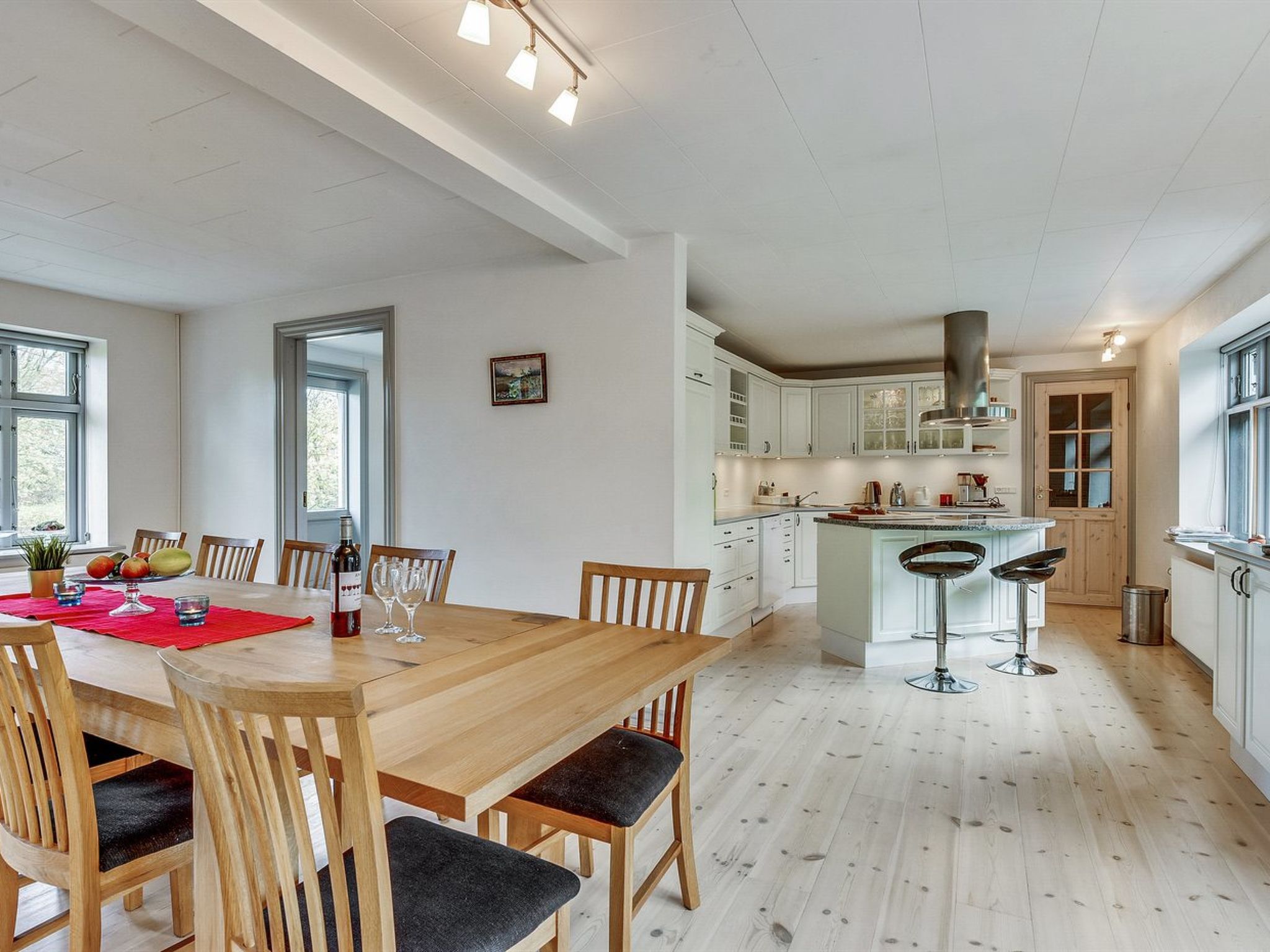 "Sophia" - 8km from the sea - Binnen