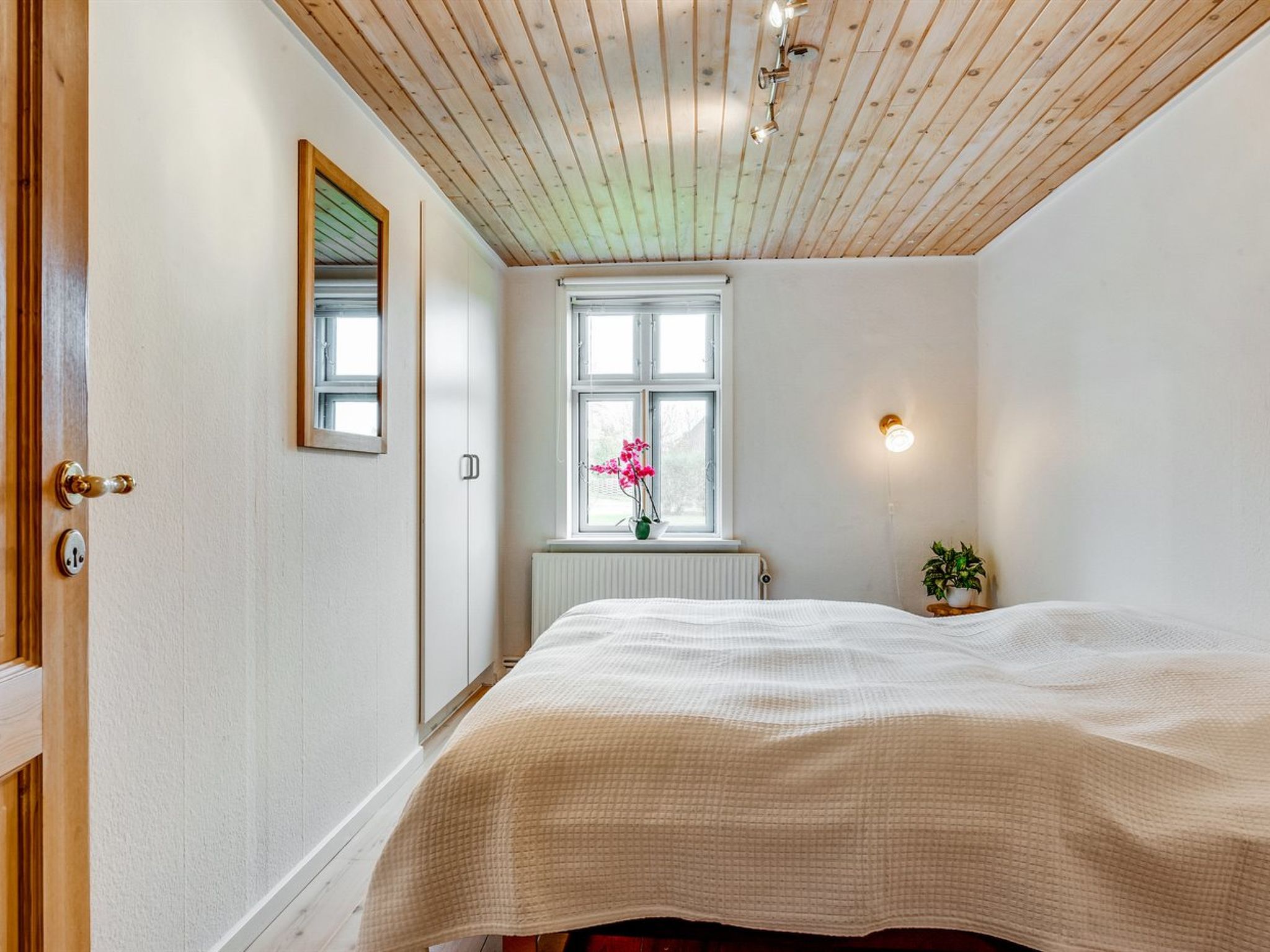 "Sophia" - 8km from the sea - Binnen