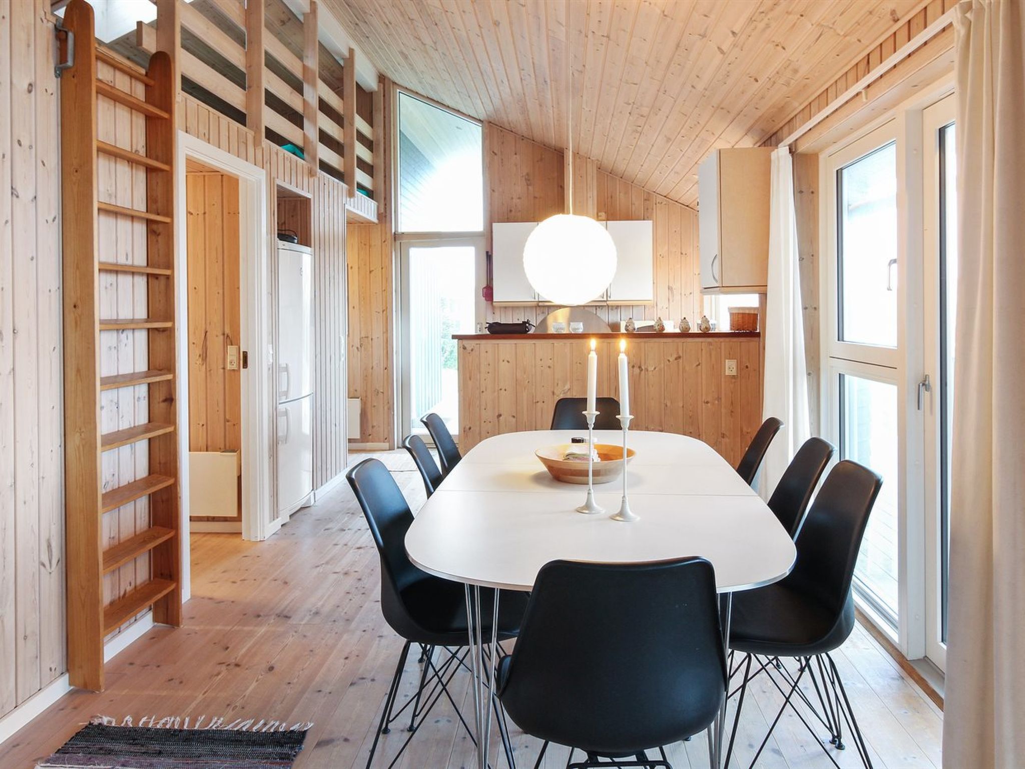 "Ilkka" - 400m from the sea - Binnen