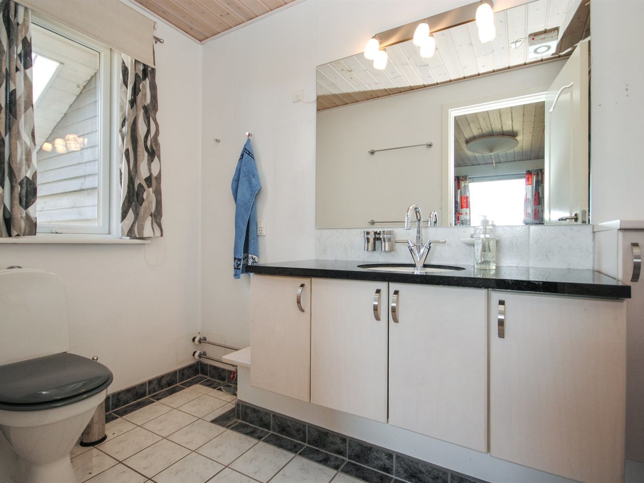 "Hilmer" - 250m from the sea - Inside