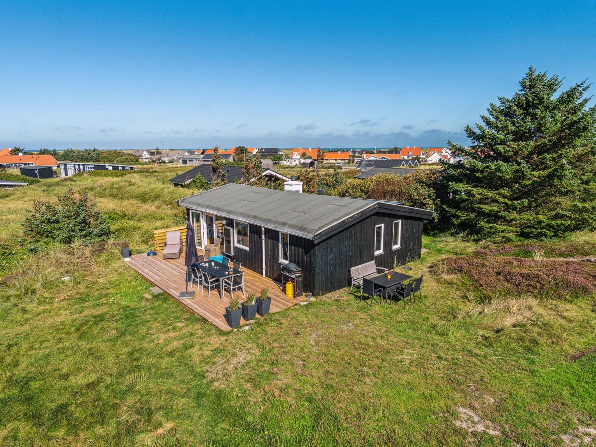 "Satu" - 500m from the sea