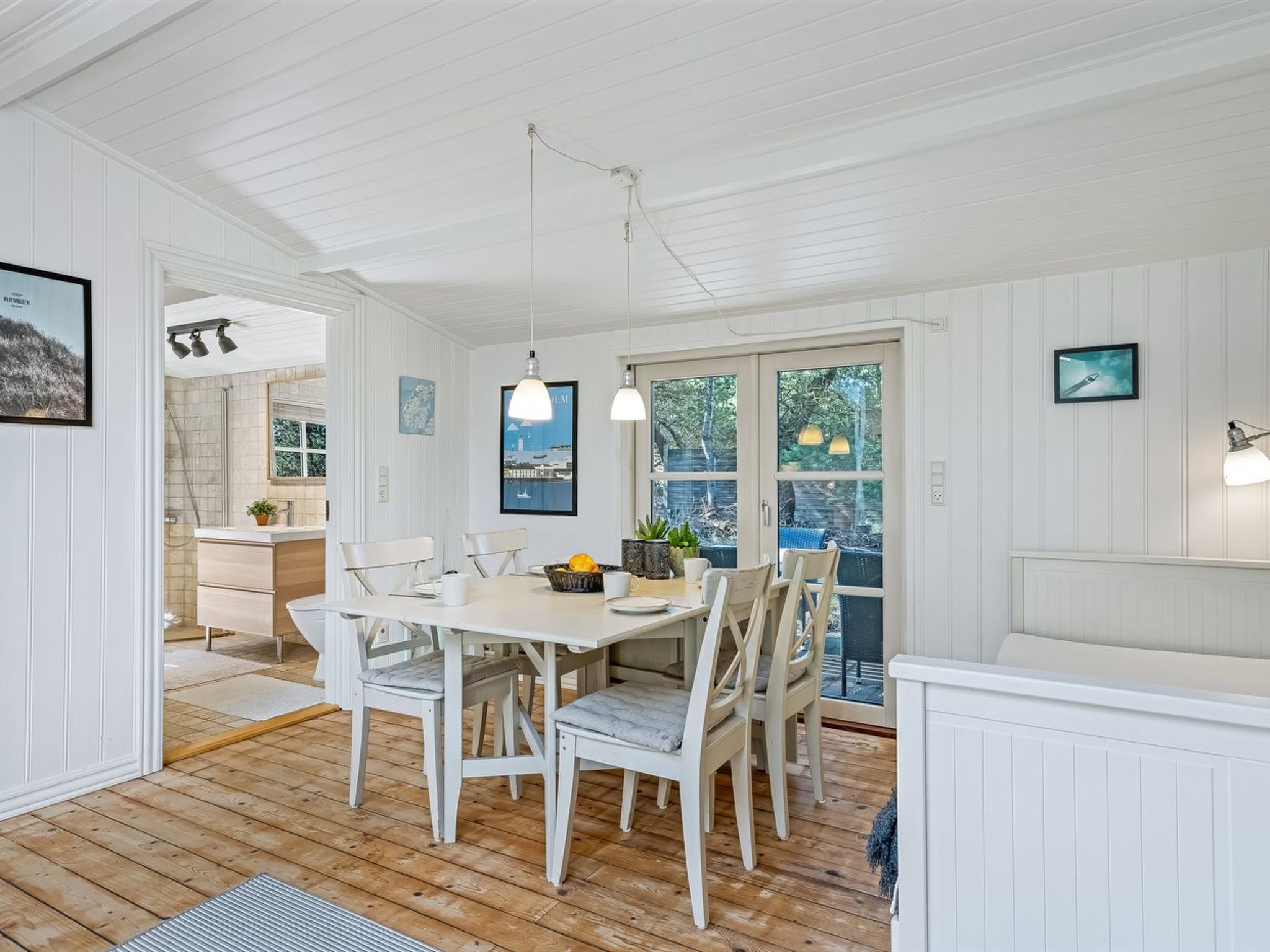 "Hellena" - 700m from the sea
