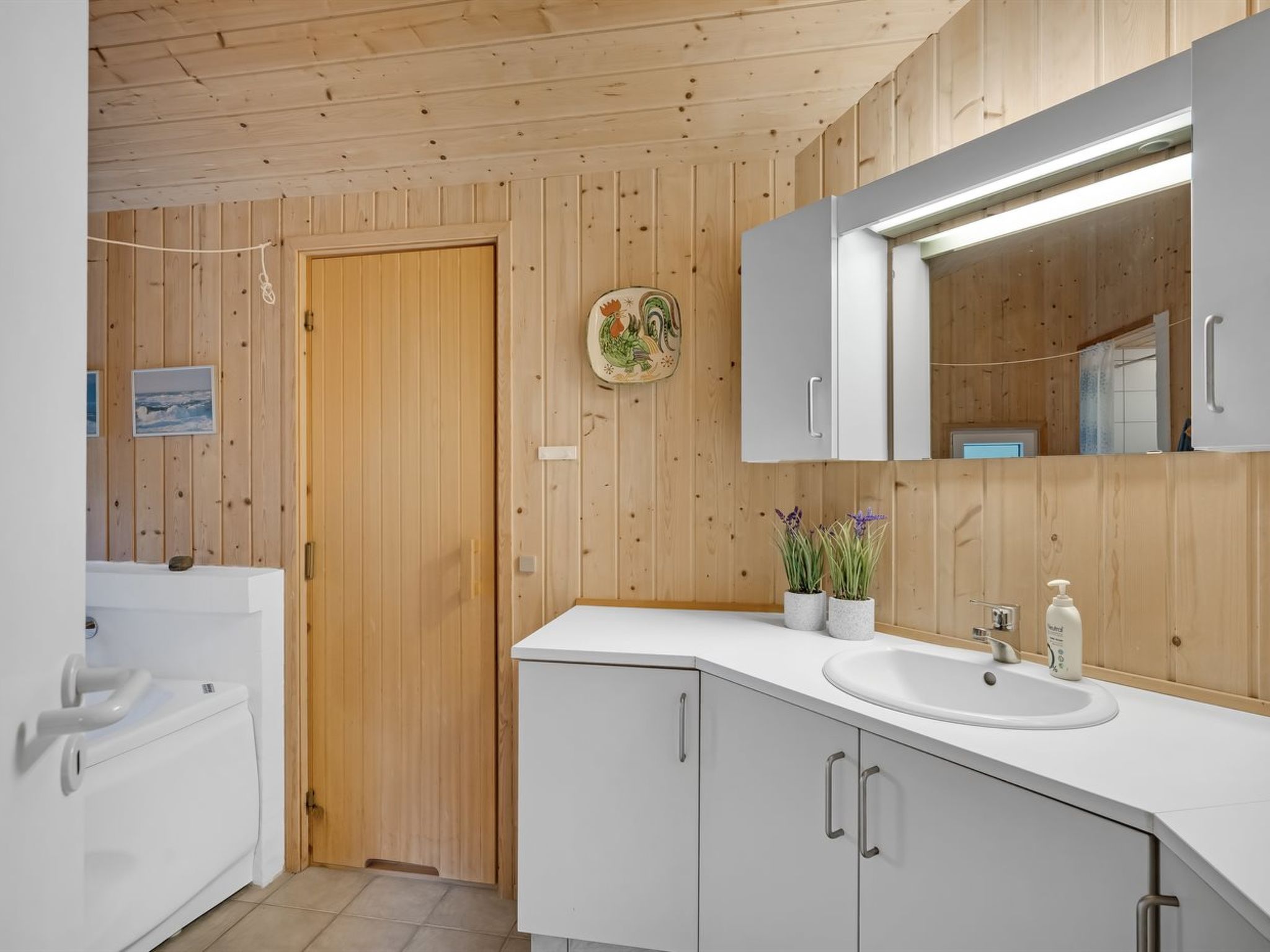 "Sella" - 200m from the sea-Binnen