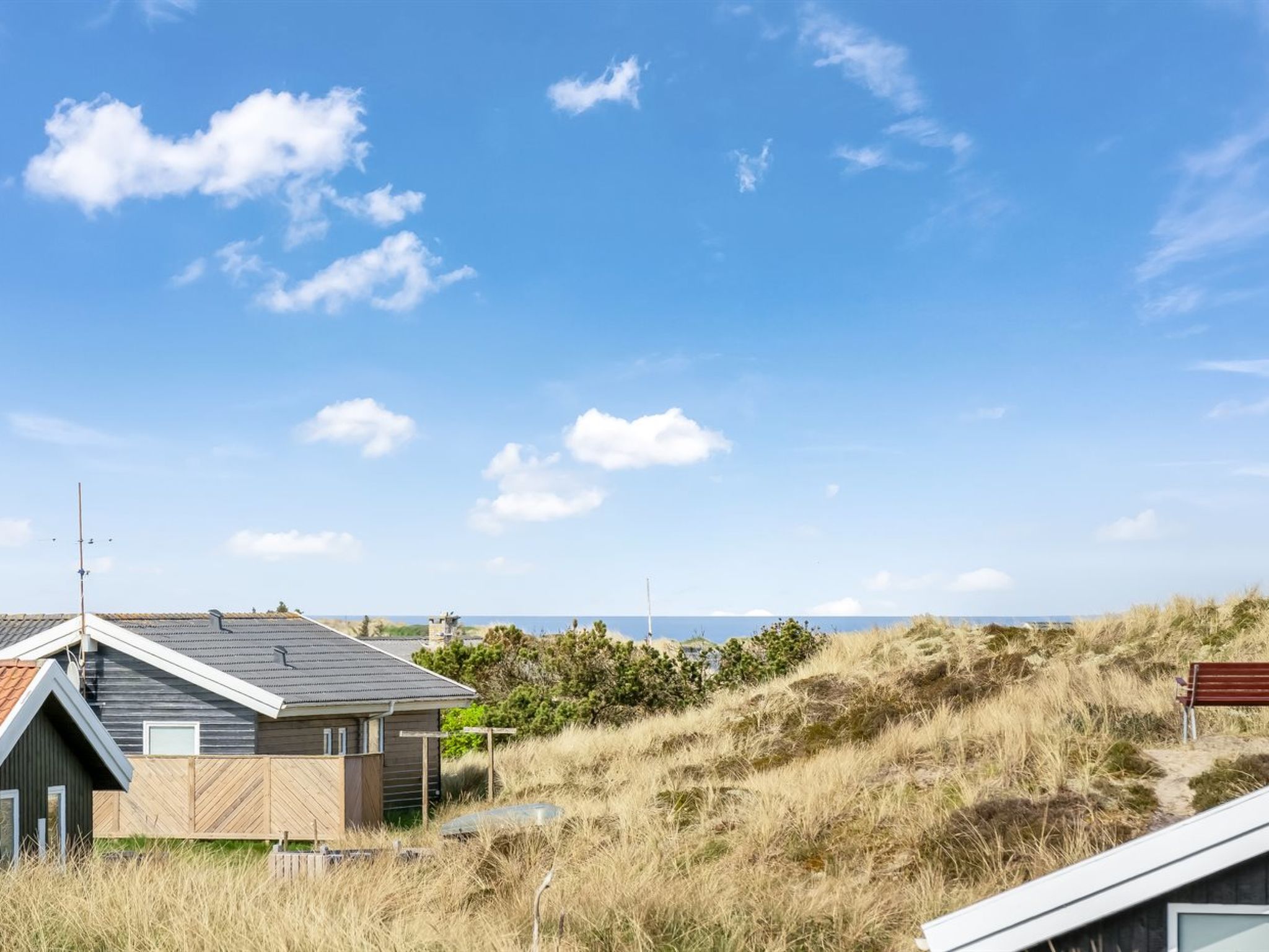 "Helga" - 650m from the sea - Buiten
