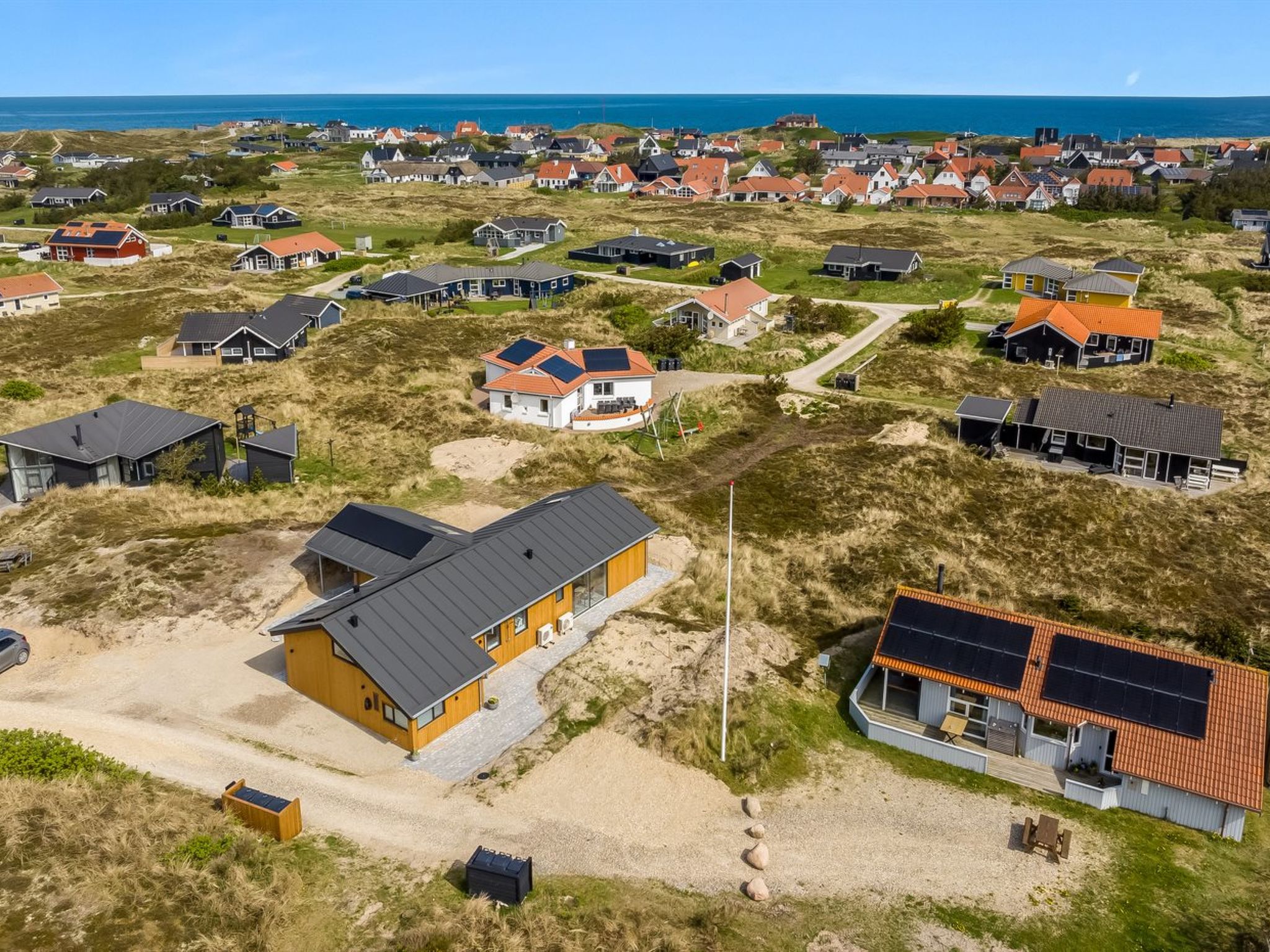 "Helga" - 650m from the sea - Buiten