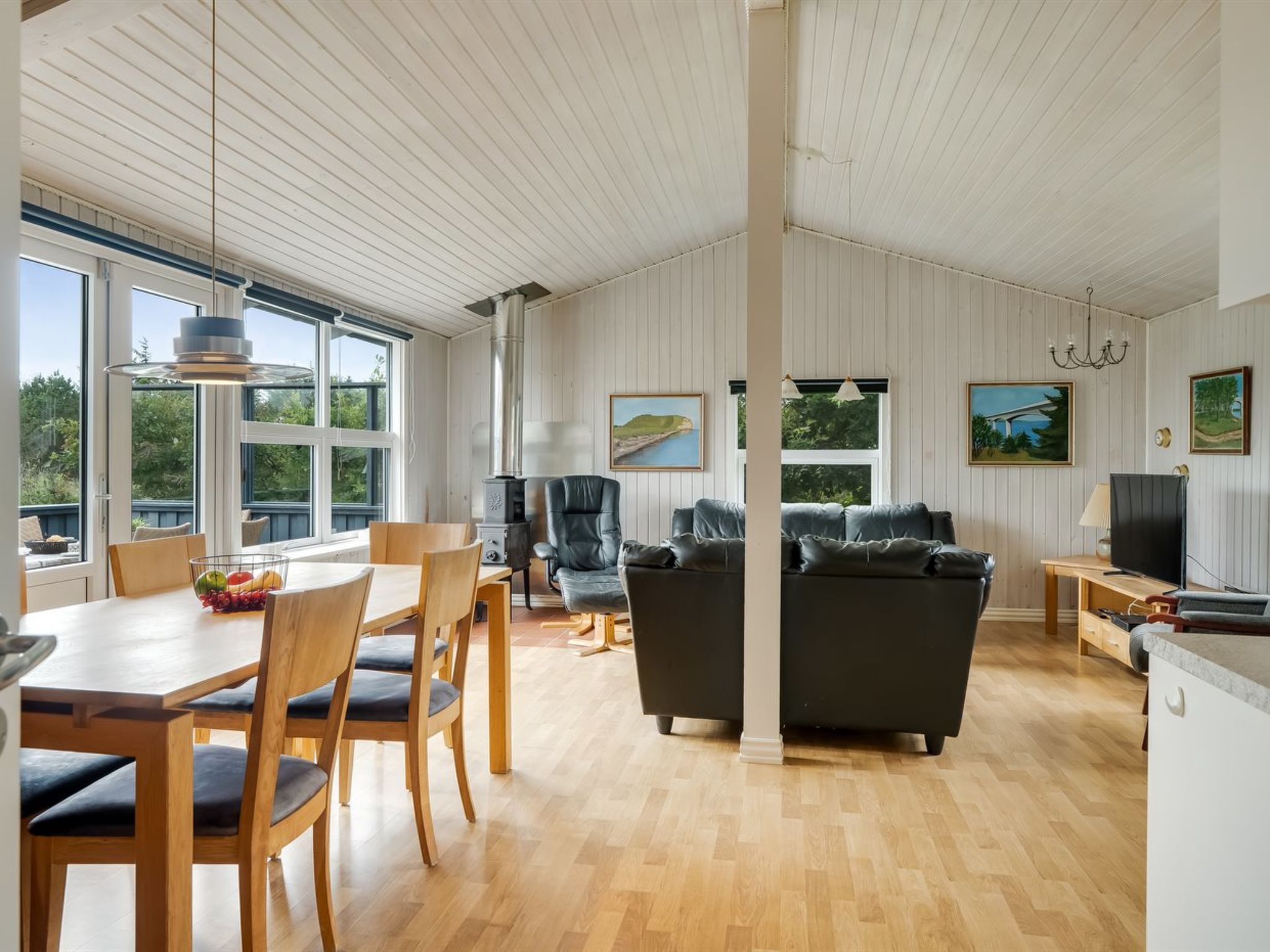 "Claudine" - 700m from the sea - Drinnen