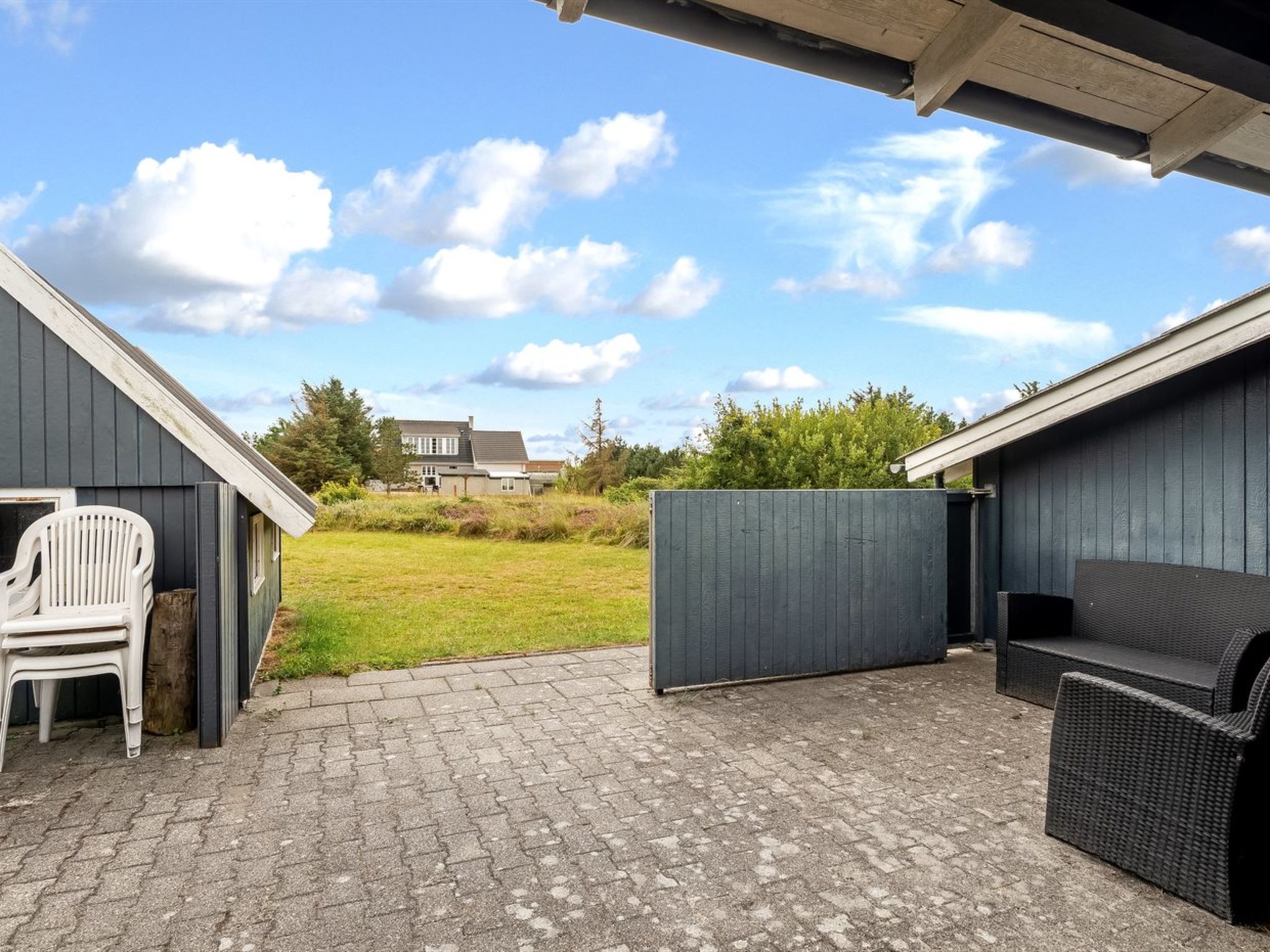 "Claudine" - 700m from the sea - Draußen