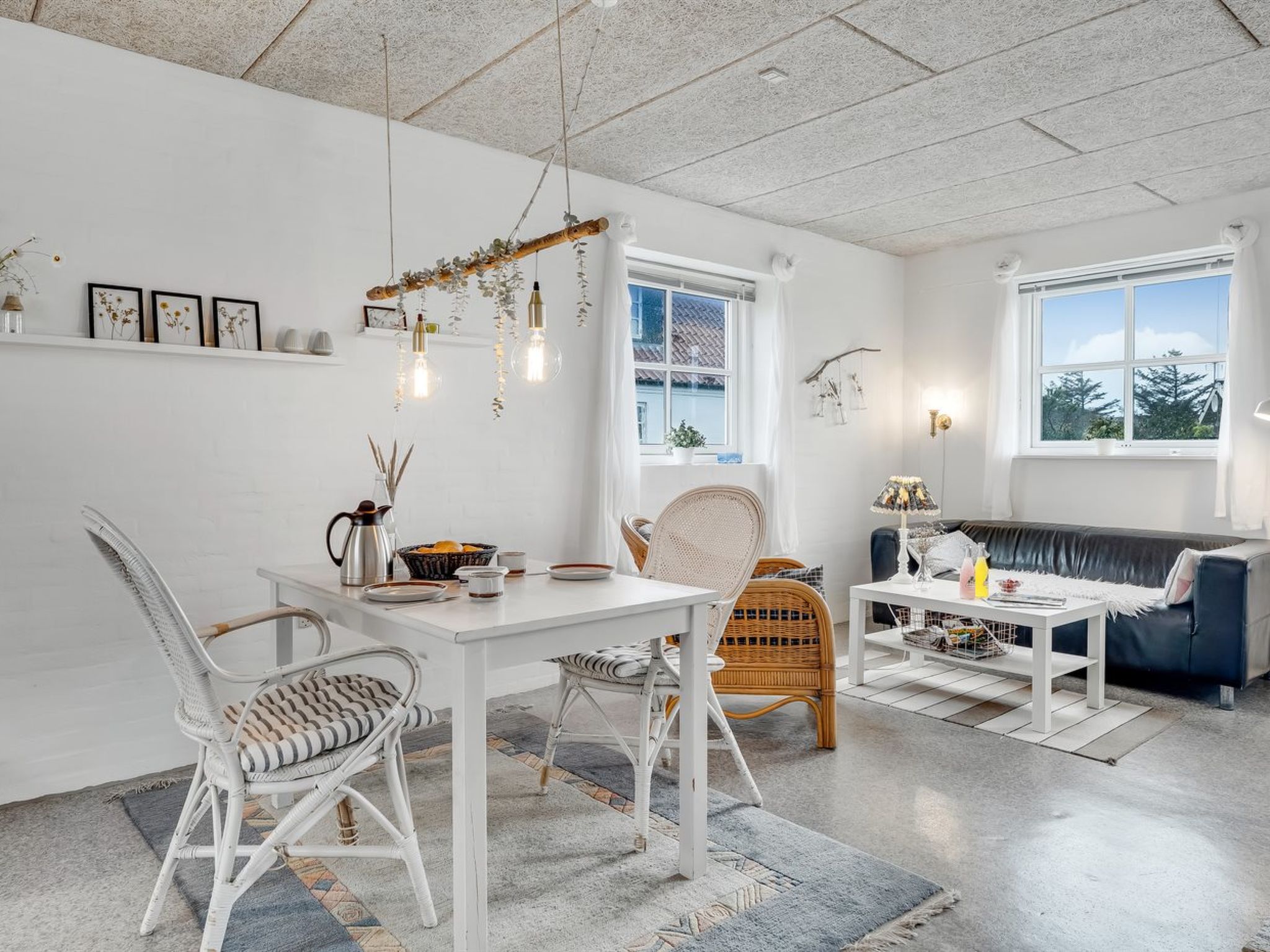 "Tekla" - 75m from the sea-Binnen