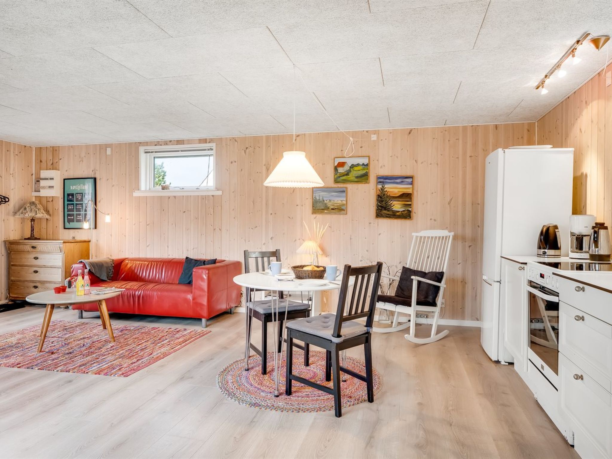 "Tekla" - 75m from the sea-Binnen