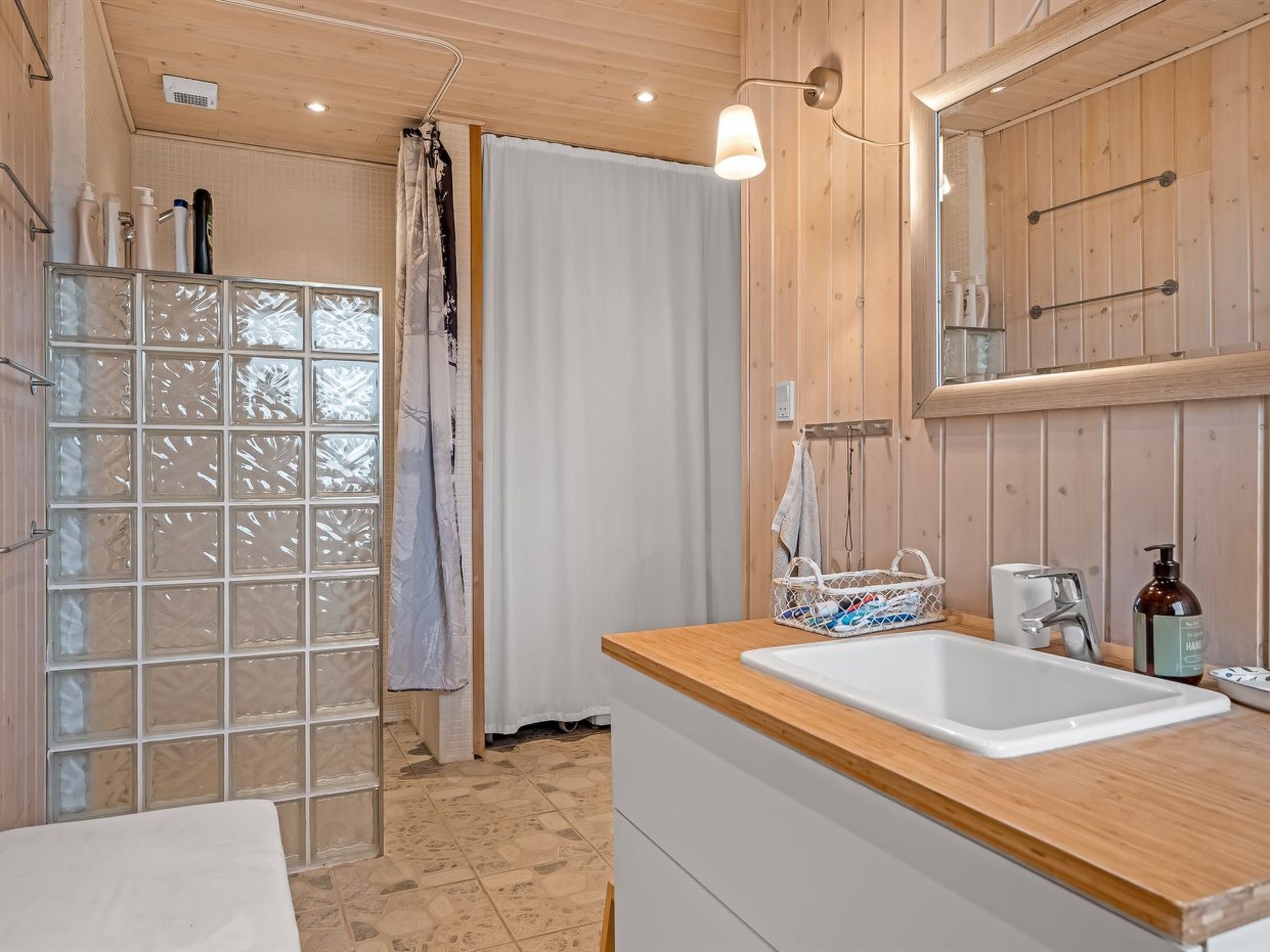 "Elba" - 500m from the sea - Binnen