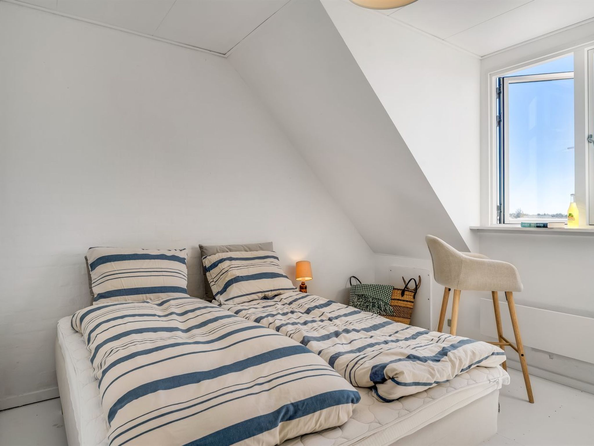"Sinika" - 400m from the sea - Binnen