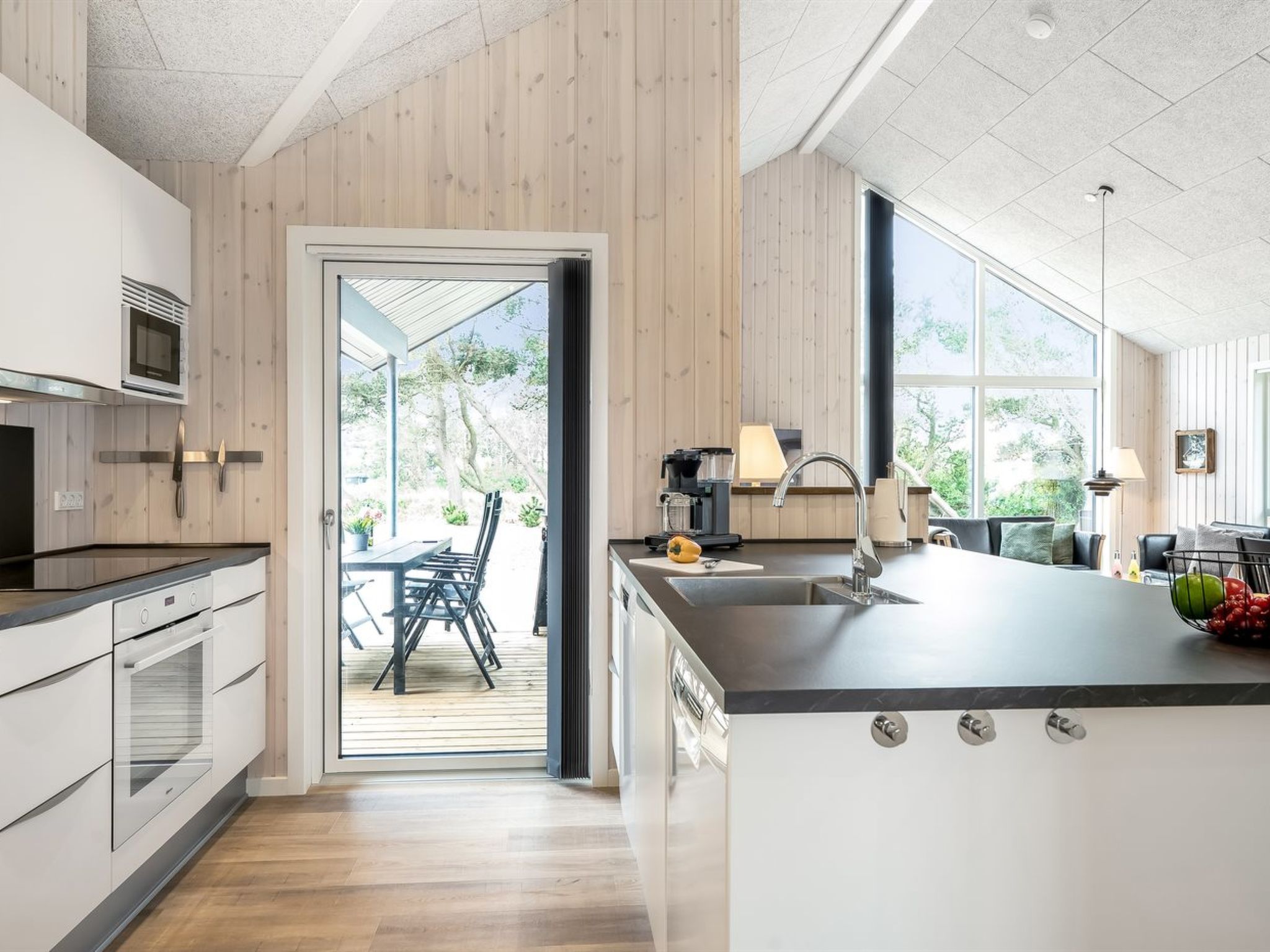 "Merita" - 600m from the sea - Binnen