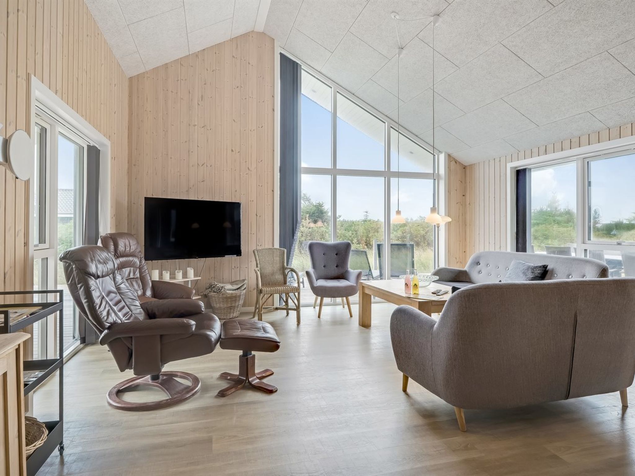 "Arsi" - 350m from the sea
