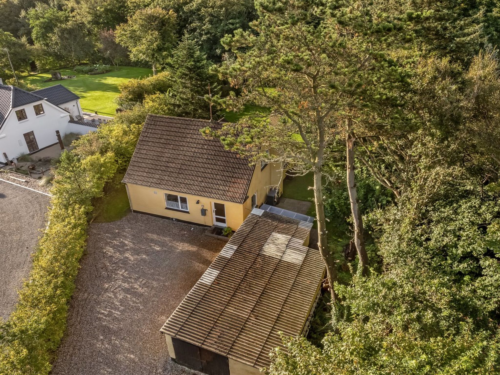 "Birtir" - 750m from the sea - Buiten