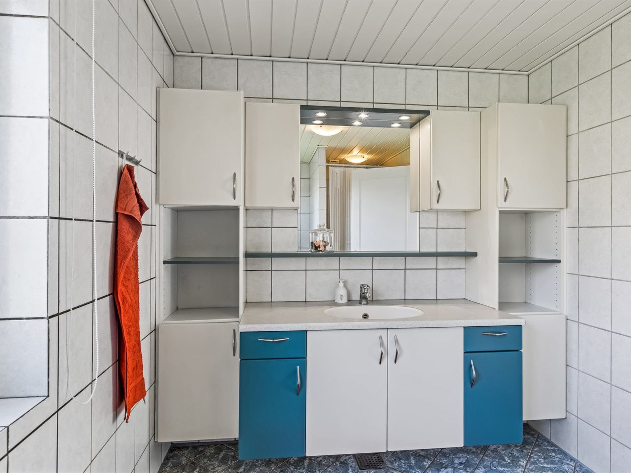 "Kerrin" - 1km from the sea - Inside
