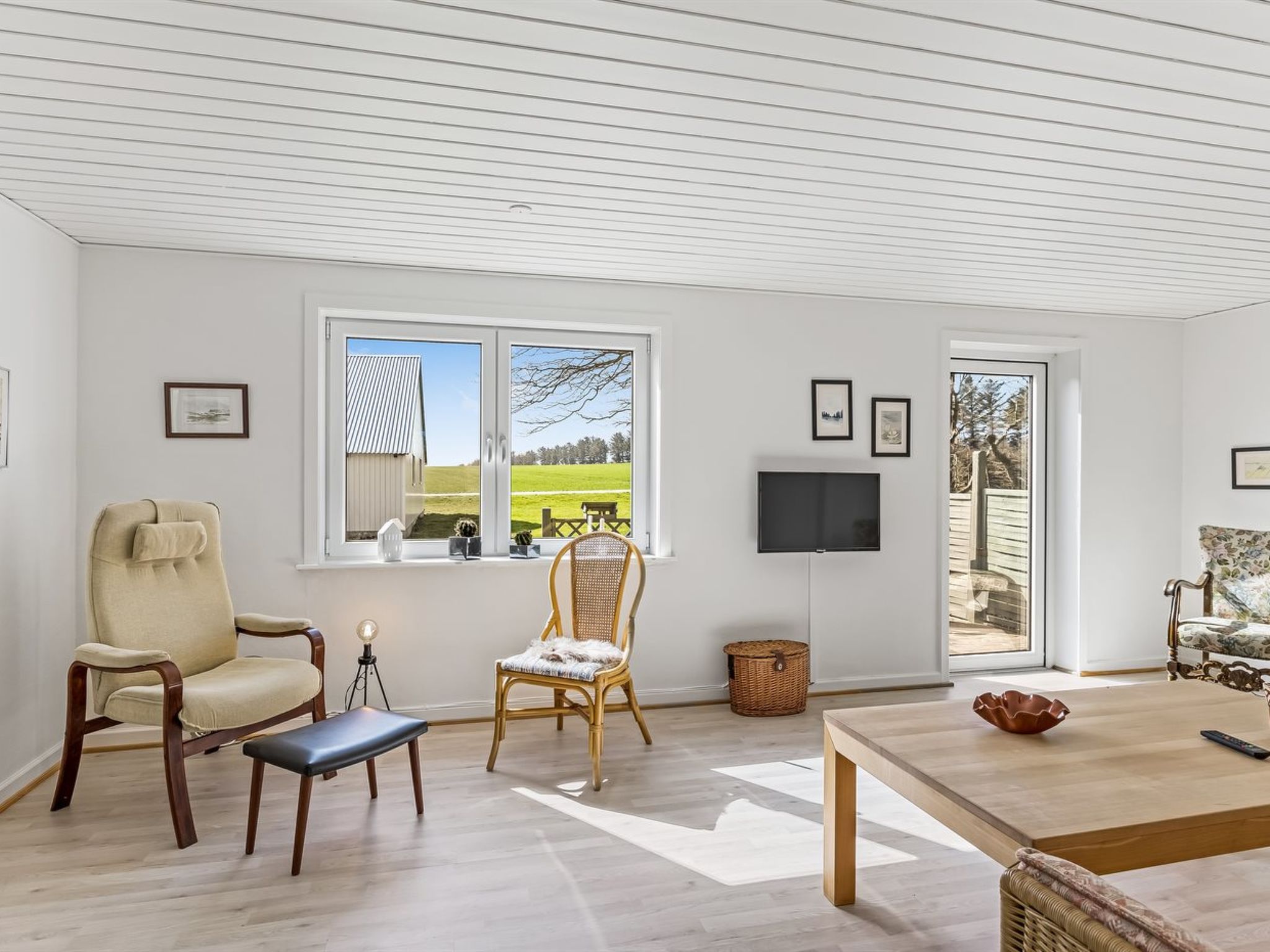 "Kerrin" - 1km from the sea - Inside