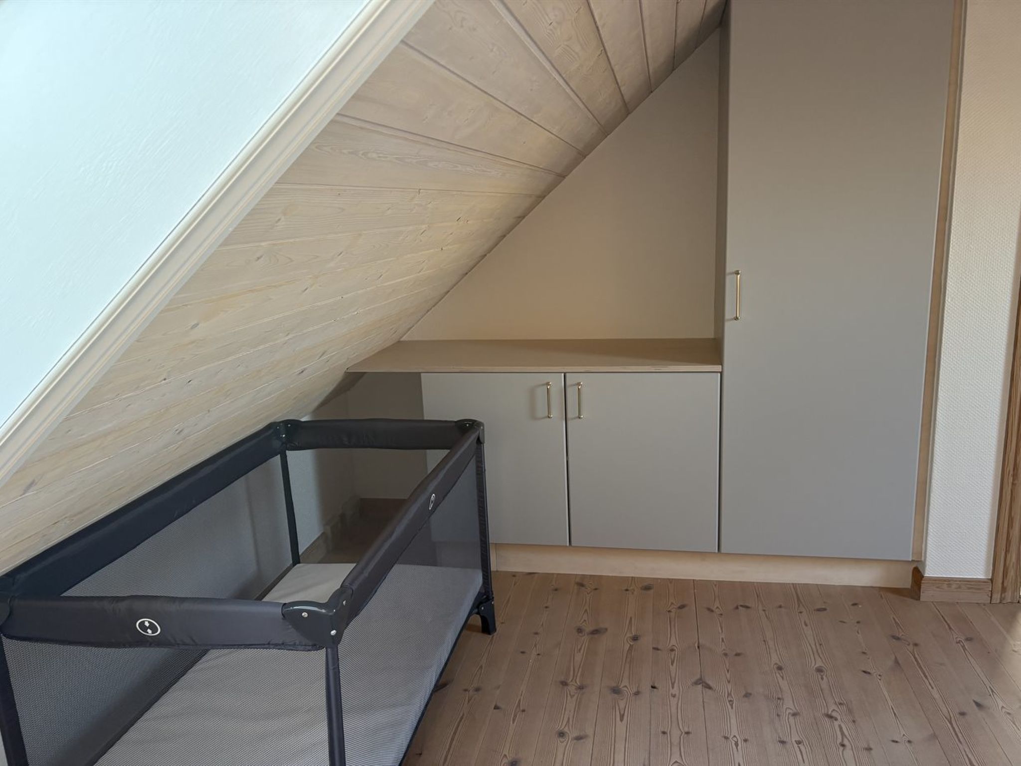 "Elida" - 400m from the sea-Binnen