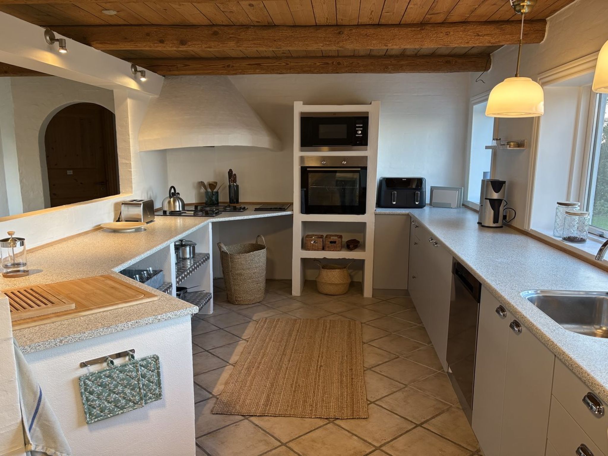 "Elida" - 400m from the sea-Binnen