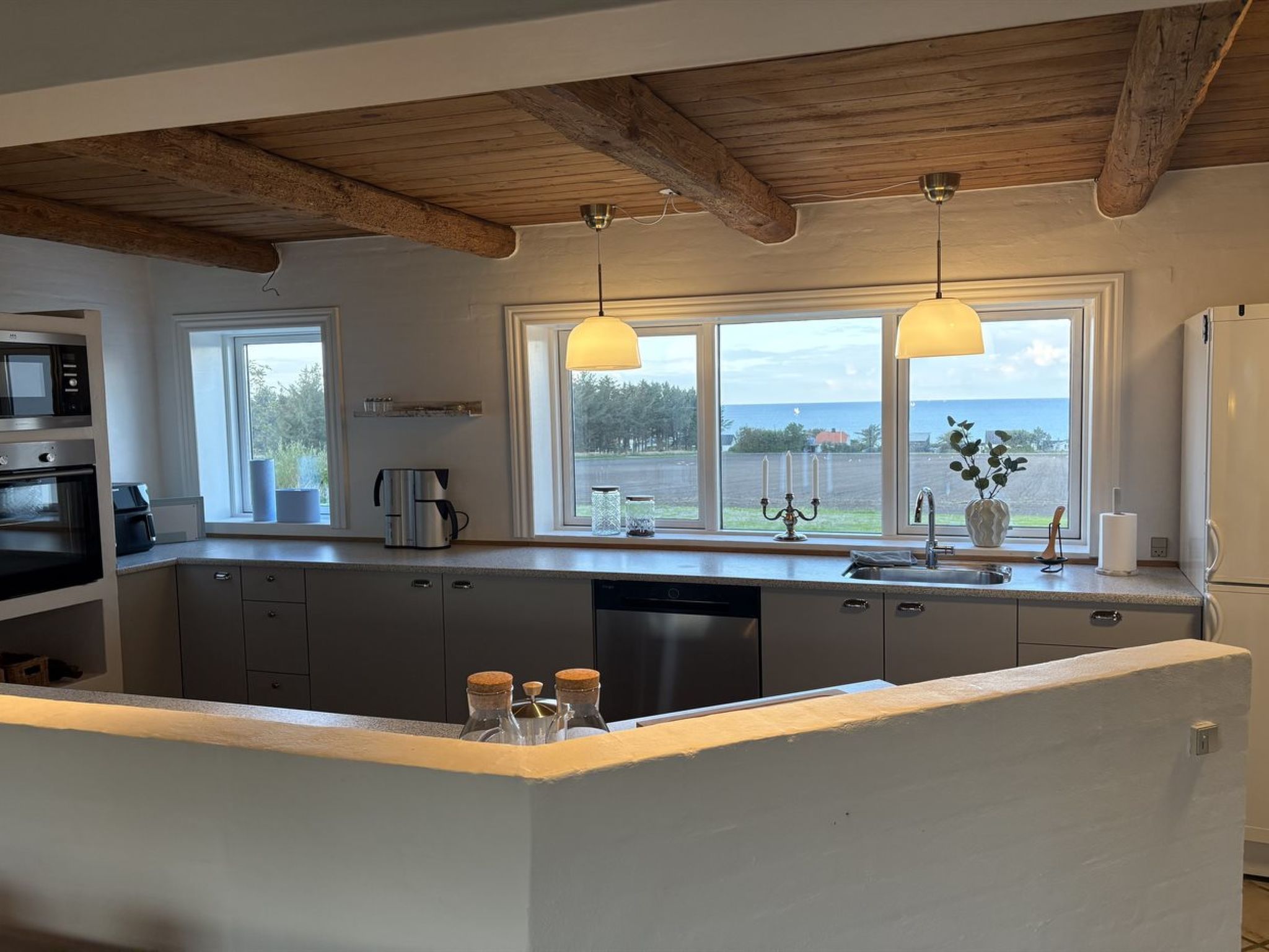 "Elida" - 400m from the sea-Binnen