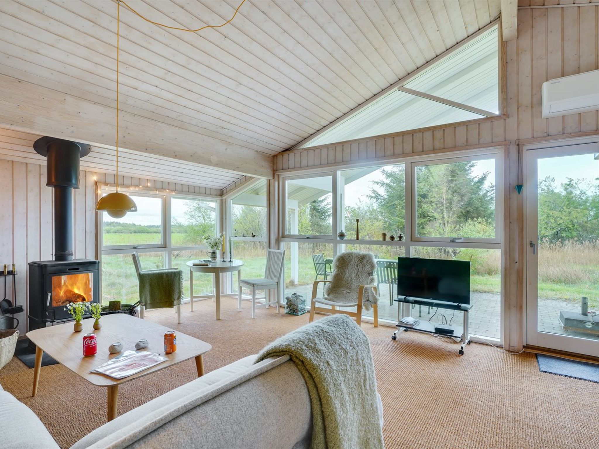 "Aameek" - 3km from the sea - Binnen