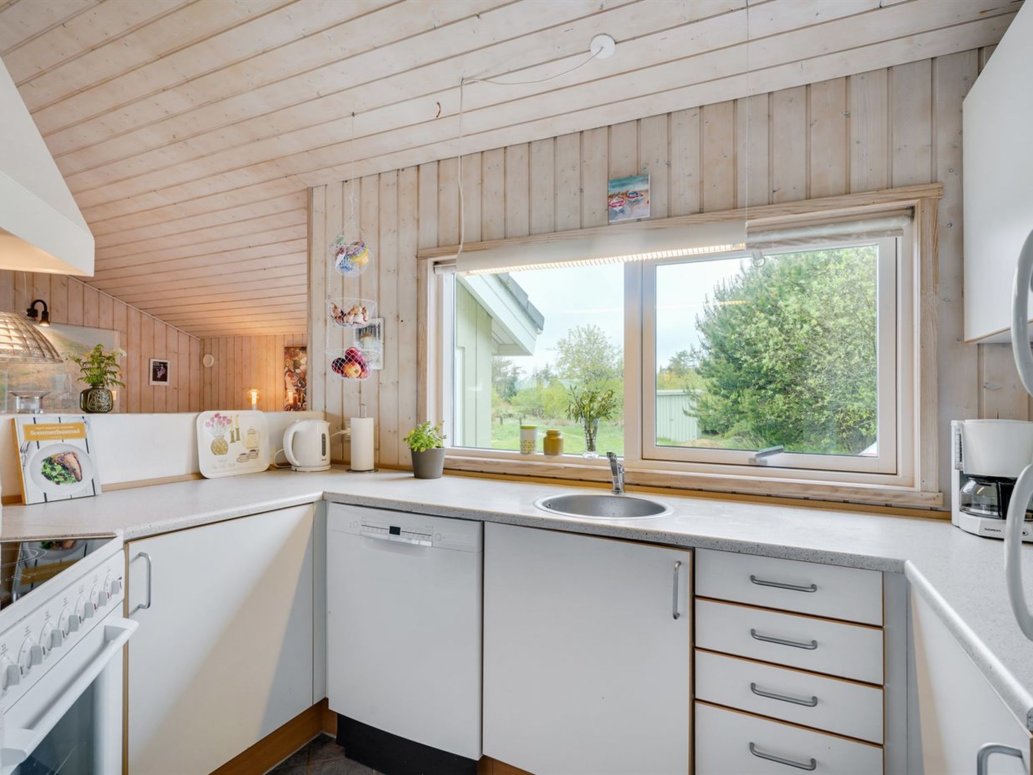 "Aameek" - 3km from the sea - Binnen