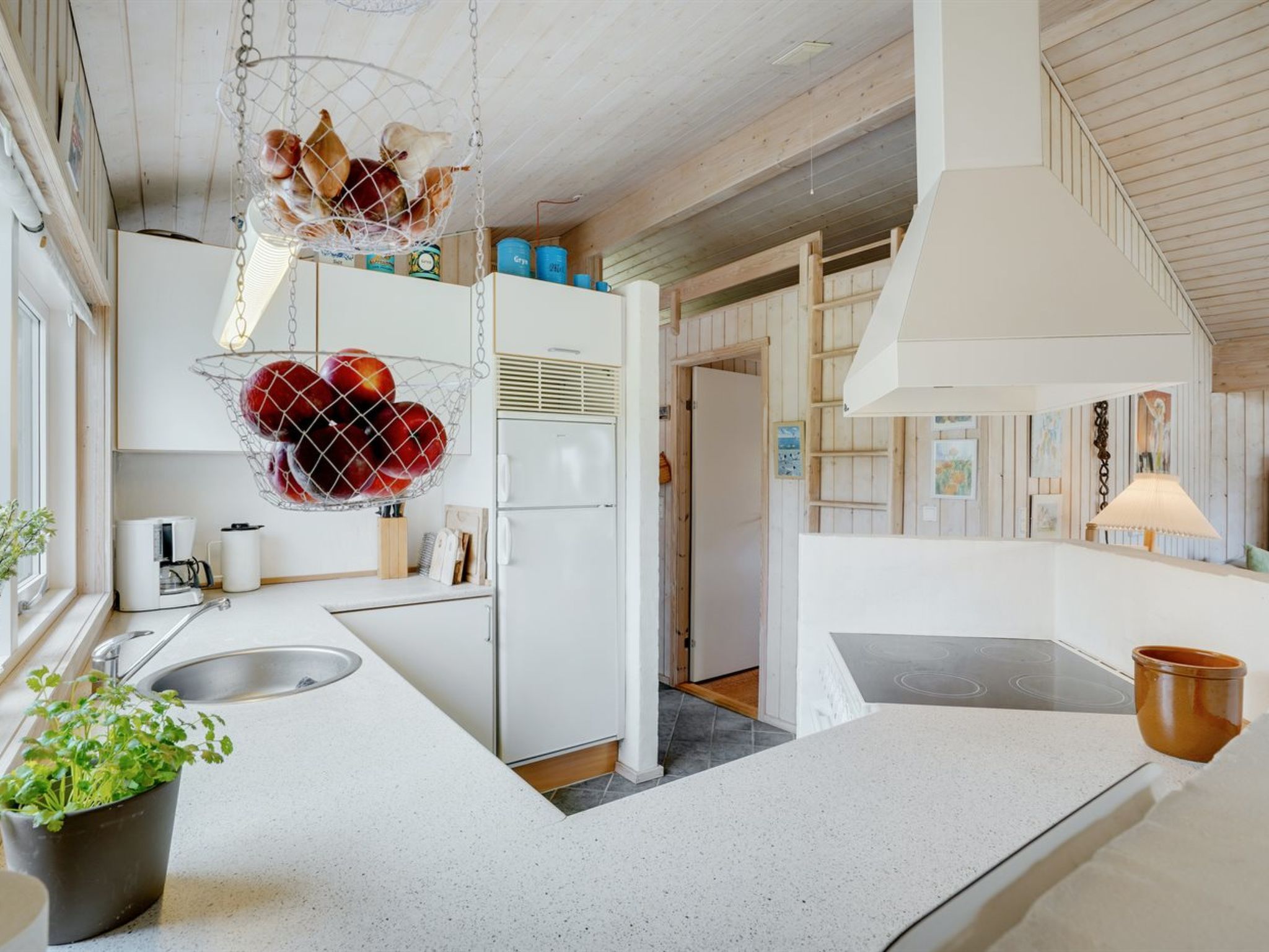 "Aameek" - 3km from the sea - Binnen