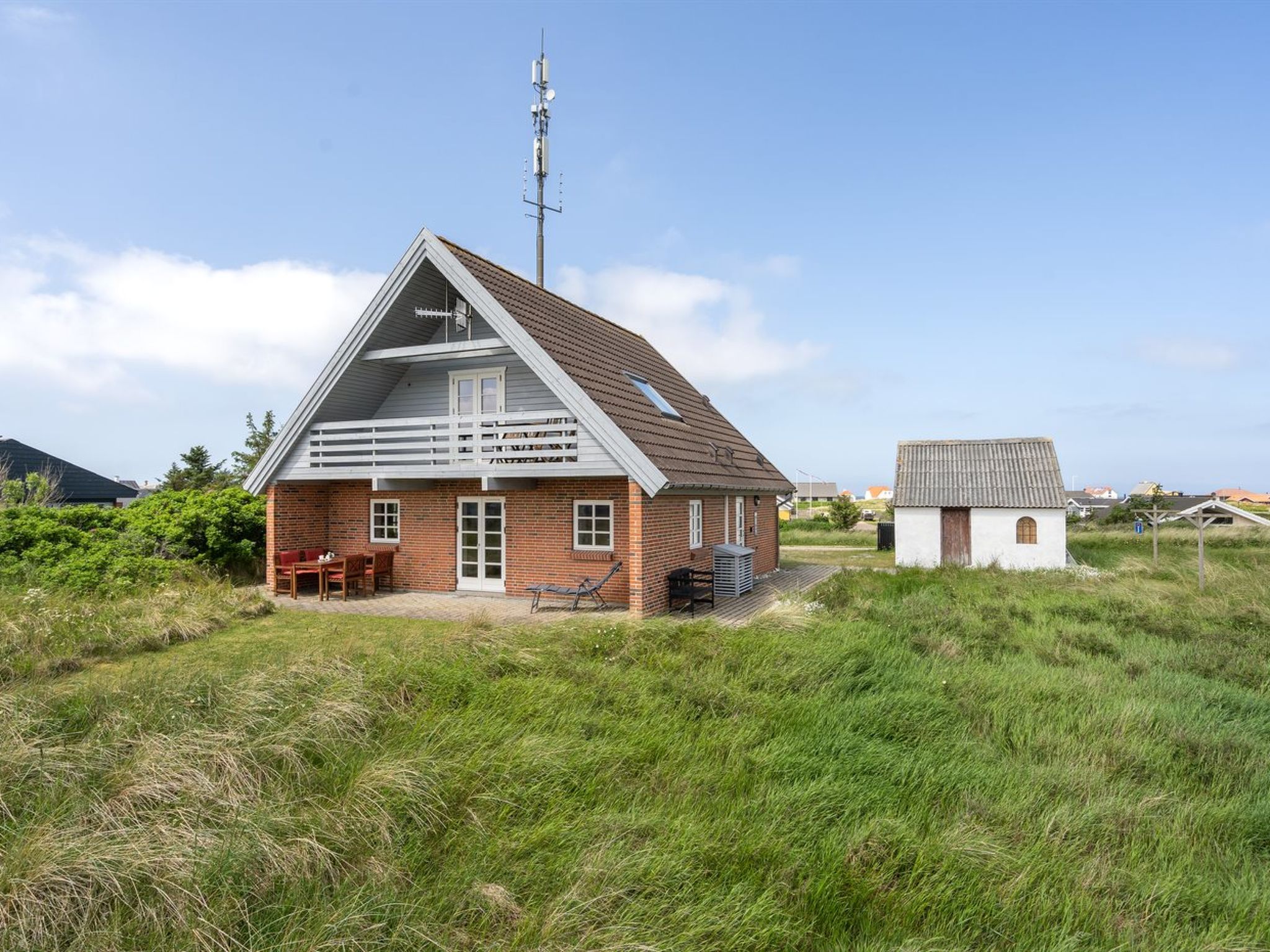 "Bjarnger" - 200m from the sea - Buiten
