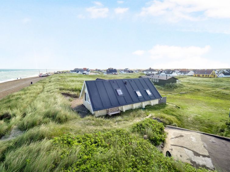 Zeezicht en rust in vakantiehuis Ebba in Frøstrup in Frøstrup