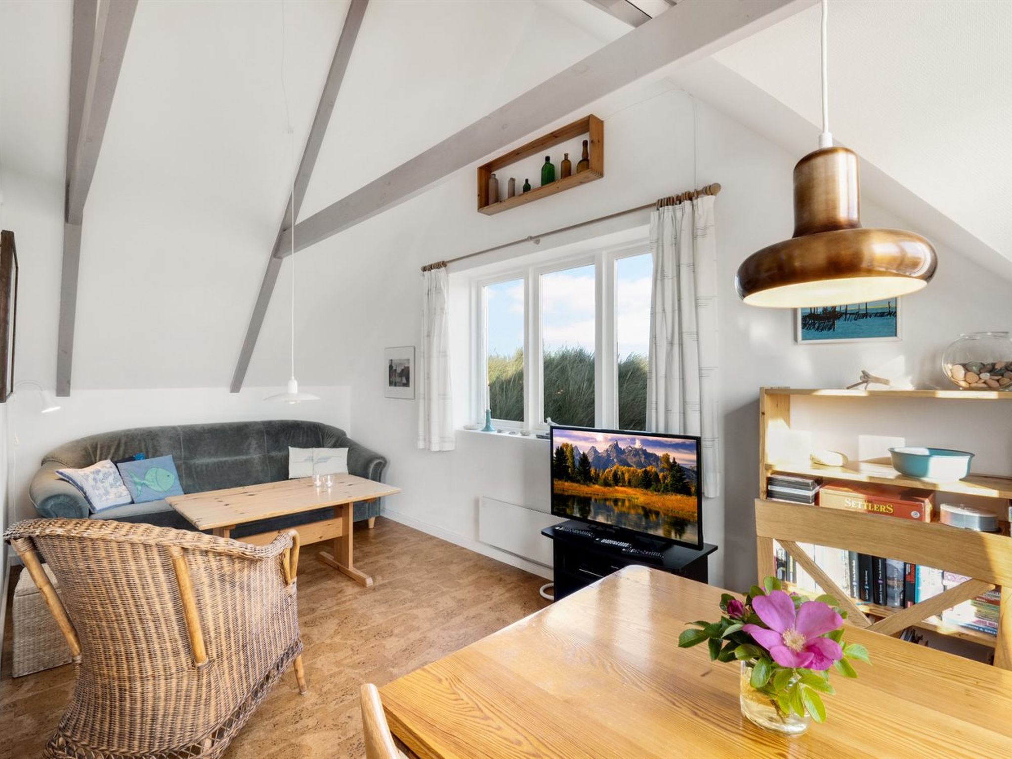 "Ebba" - 25m from the sea - Binnen