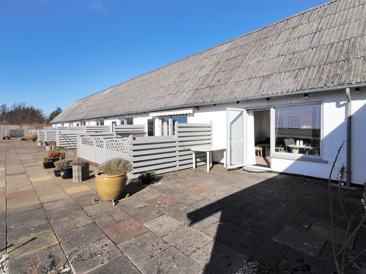 Op 500 m van zee: Comfortabel appartement in Vesløs in Vesløs