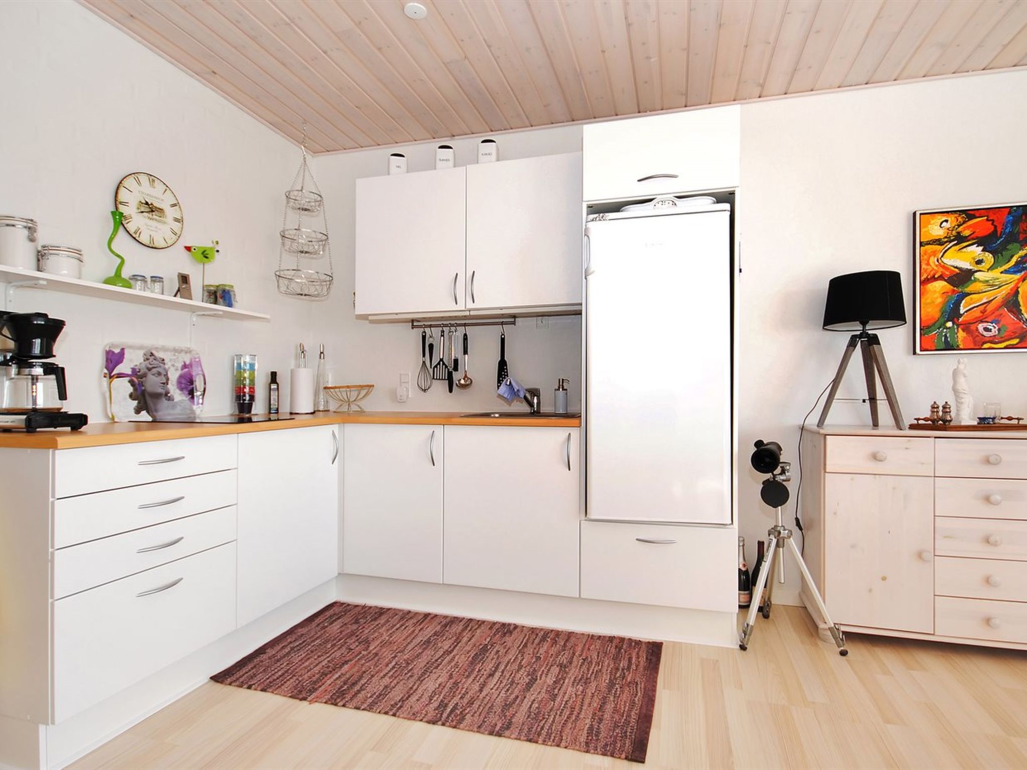 "Rejhana" - 500m to the fjord-Drinnen