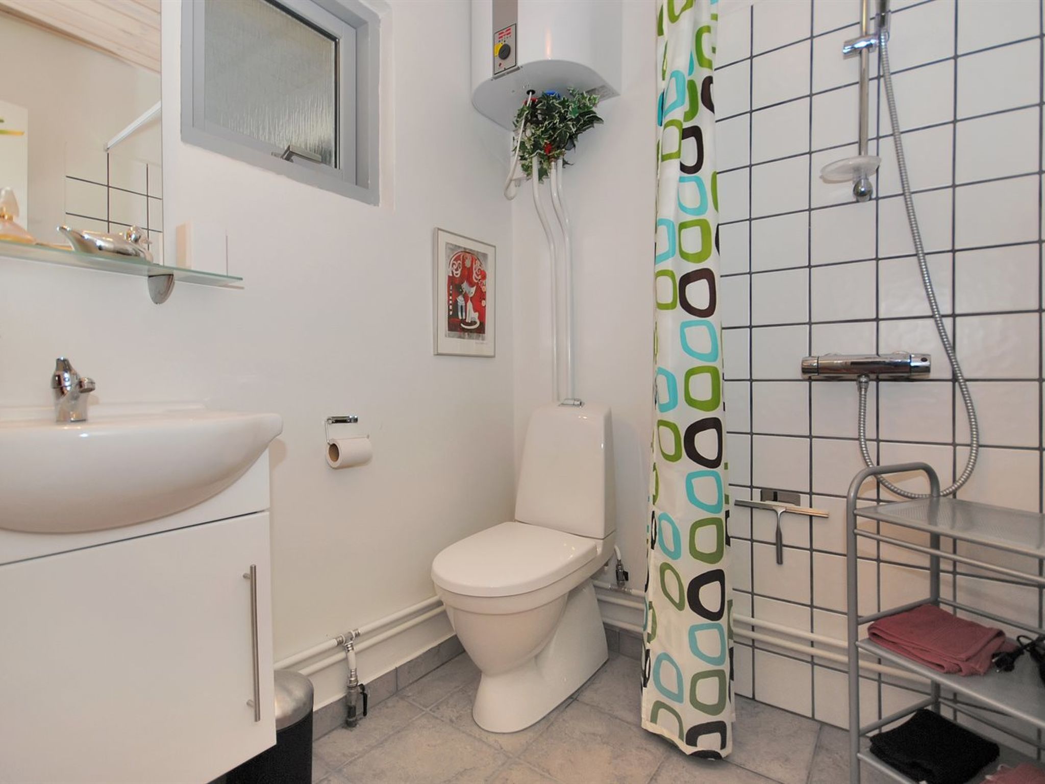 "Rejhana" - 500m to the fjord-Drinnen