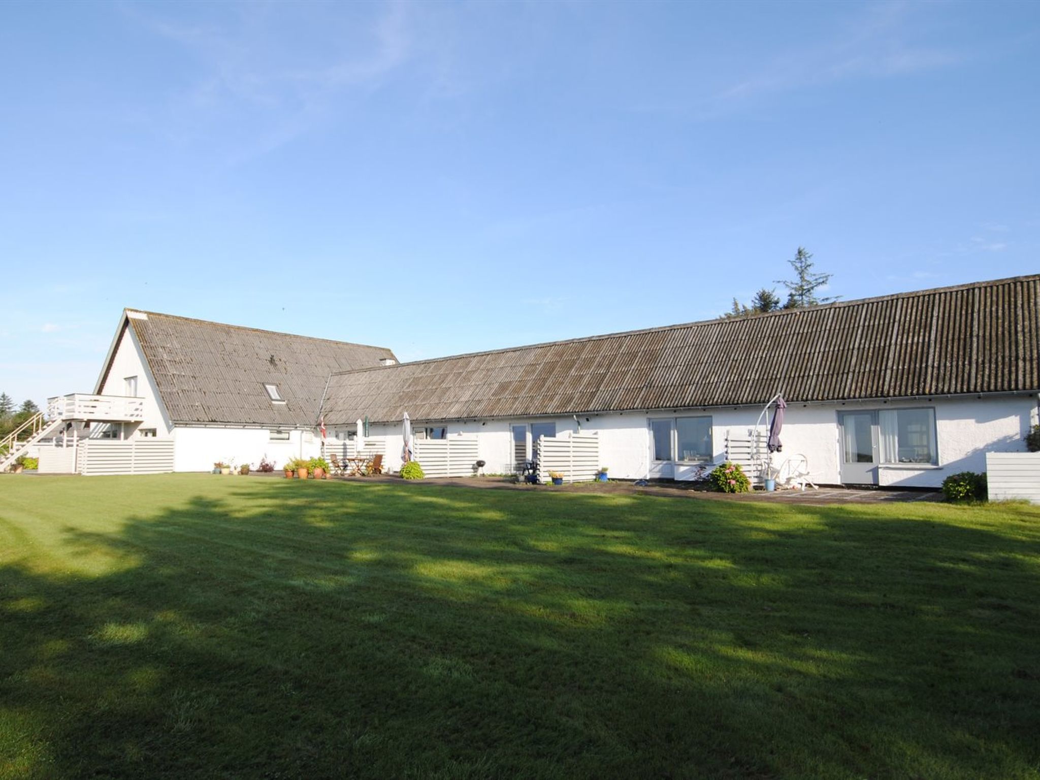 "Rejhana" - 500m to the fjord-Draußen