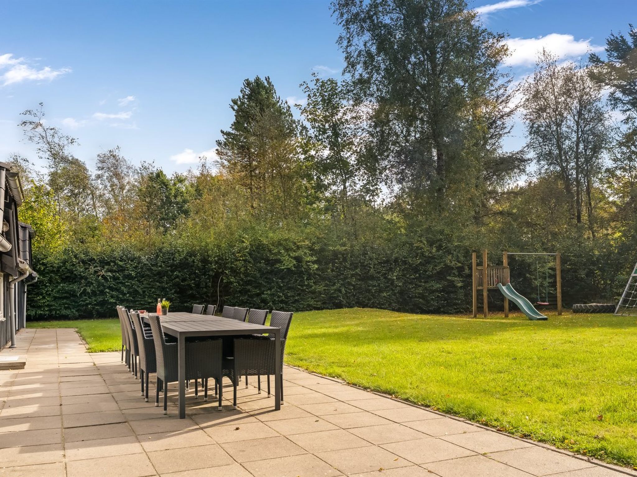 "Eisa" - 300m to the fjord-Buiten