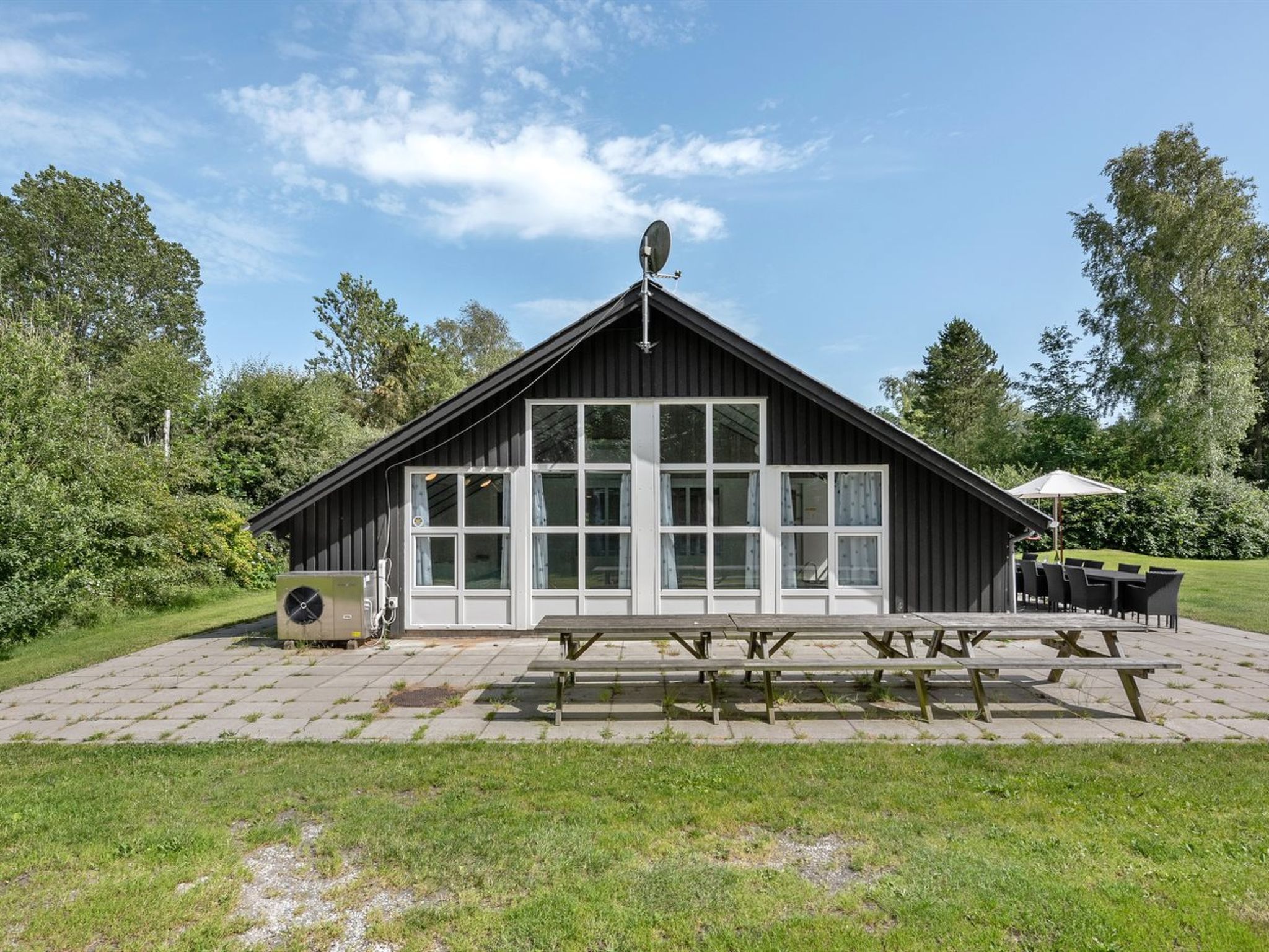 "Eisa" - 300m to the fjord-Buiten