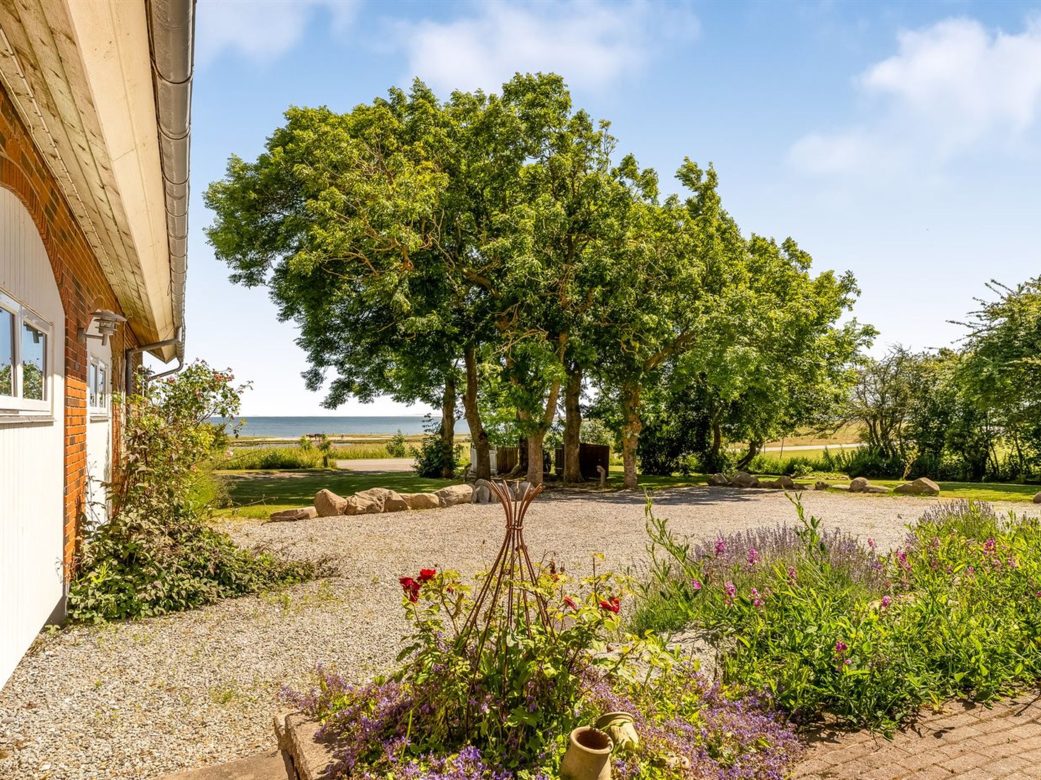 "Virve" - 100m to the fjord-Buiten