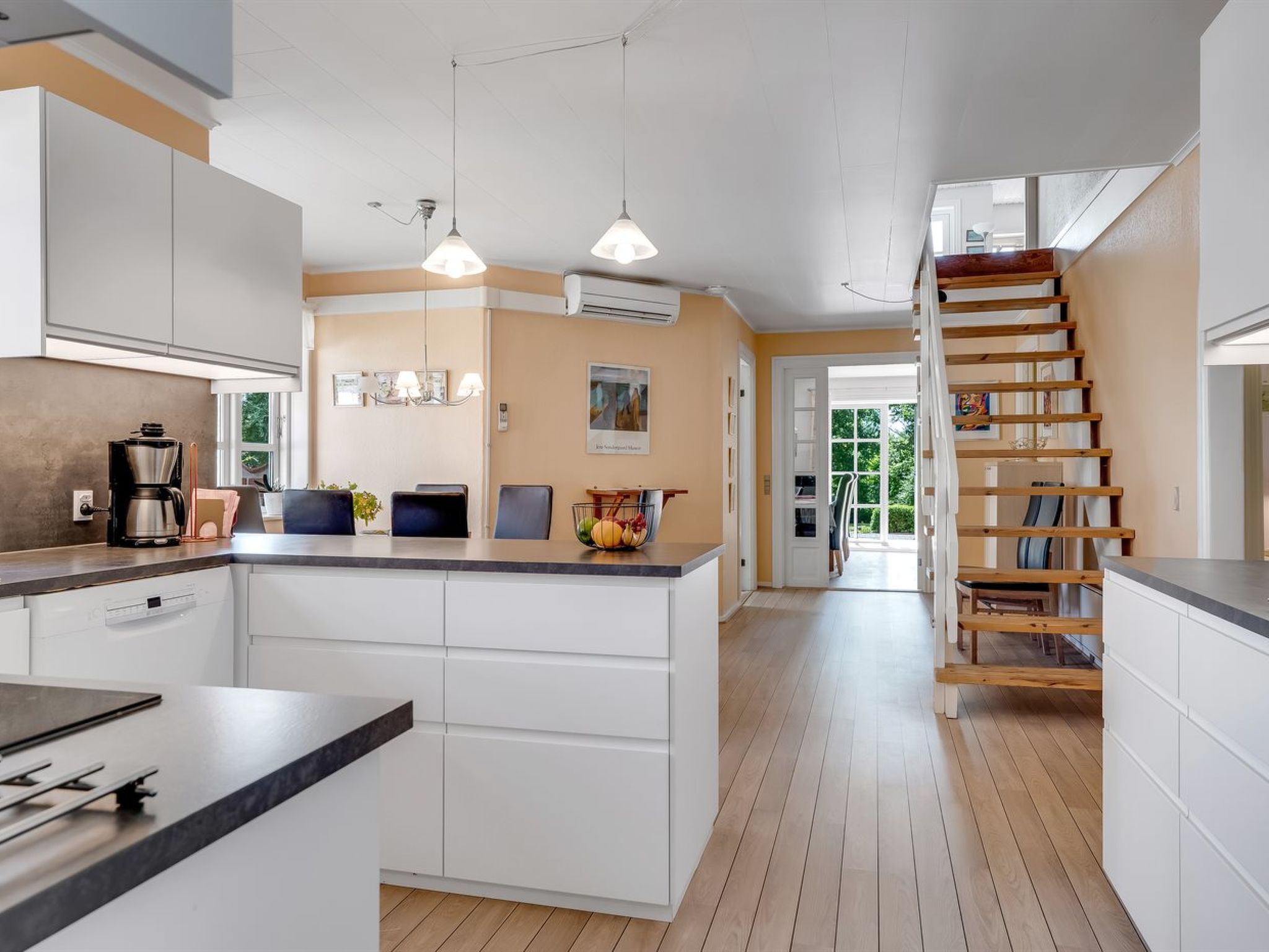 "Virve" - 100m to the fjord-Binnen