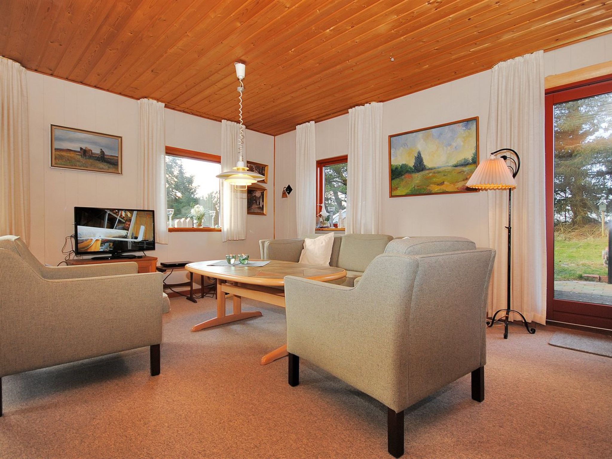 "Palle" - 2km from the sea — Living Room (3 of 20)