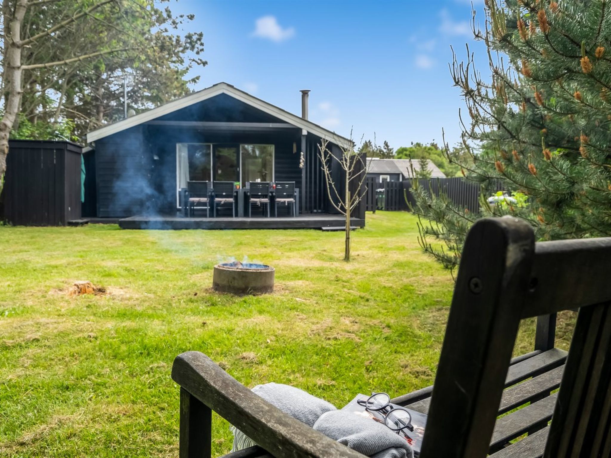 "Jukka" - 2km from the sea - Buiten