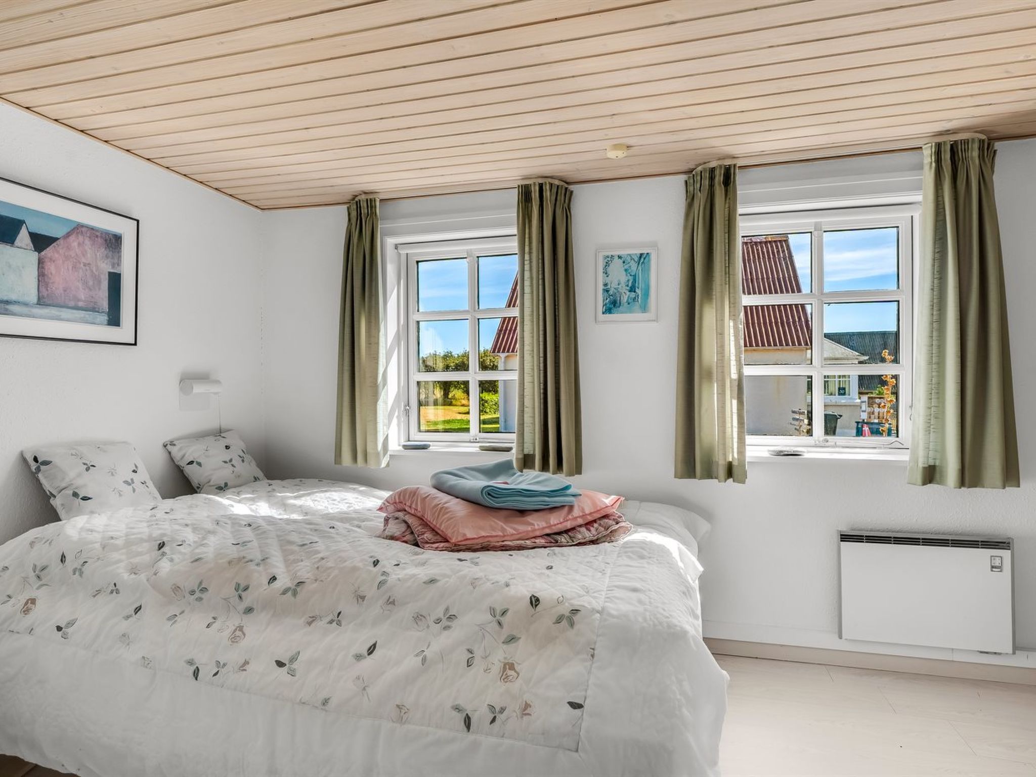 "Safir" - 1.7km from the sea - Binnen
