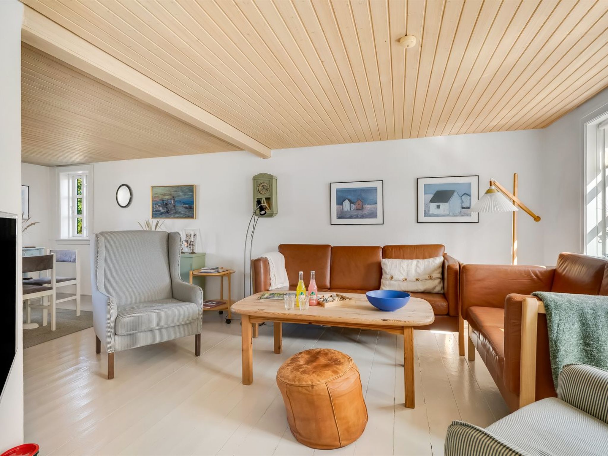 "Safir" - 1.7km from the sea - Binnen