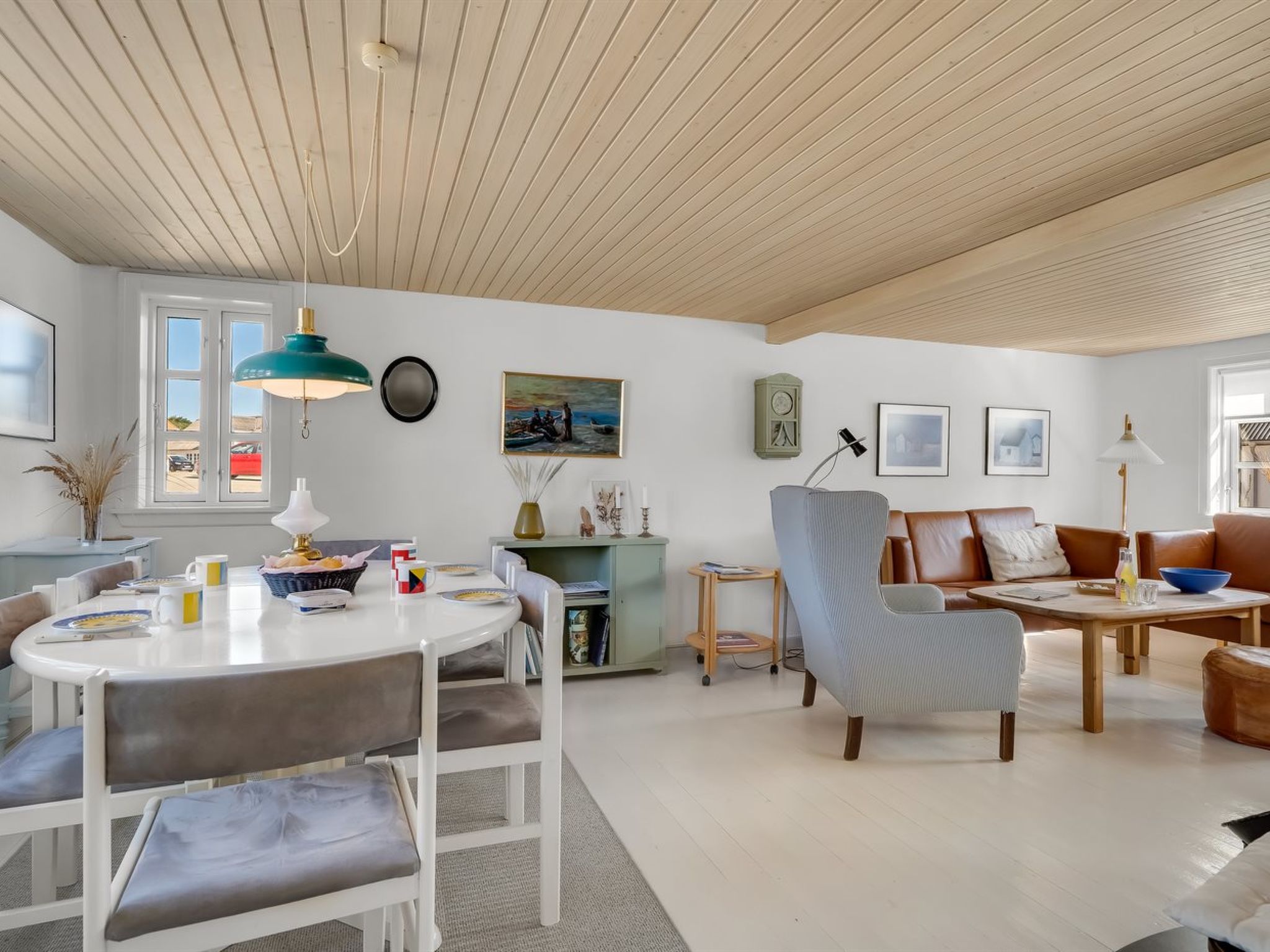 "Safir" - 1.7km from the sea - Binnen