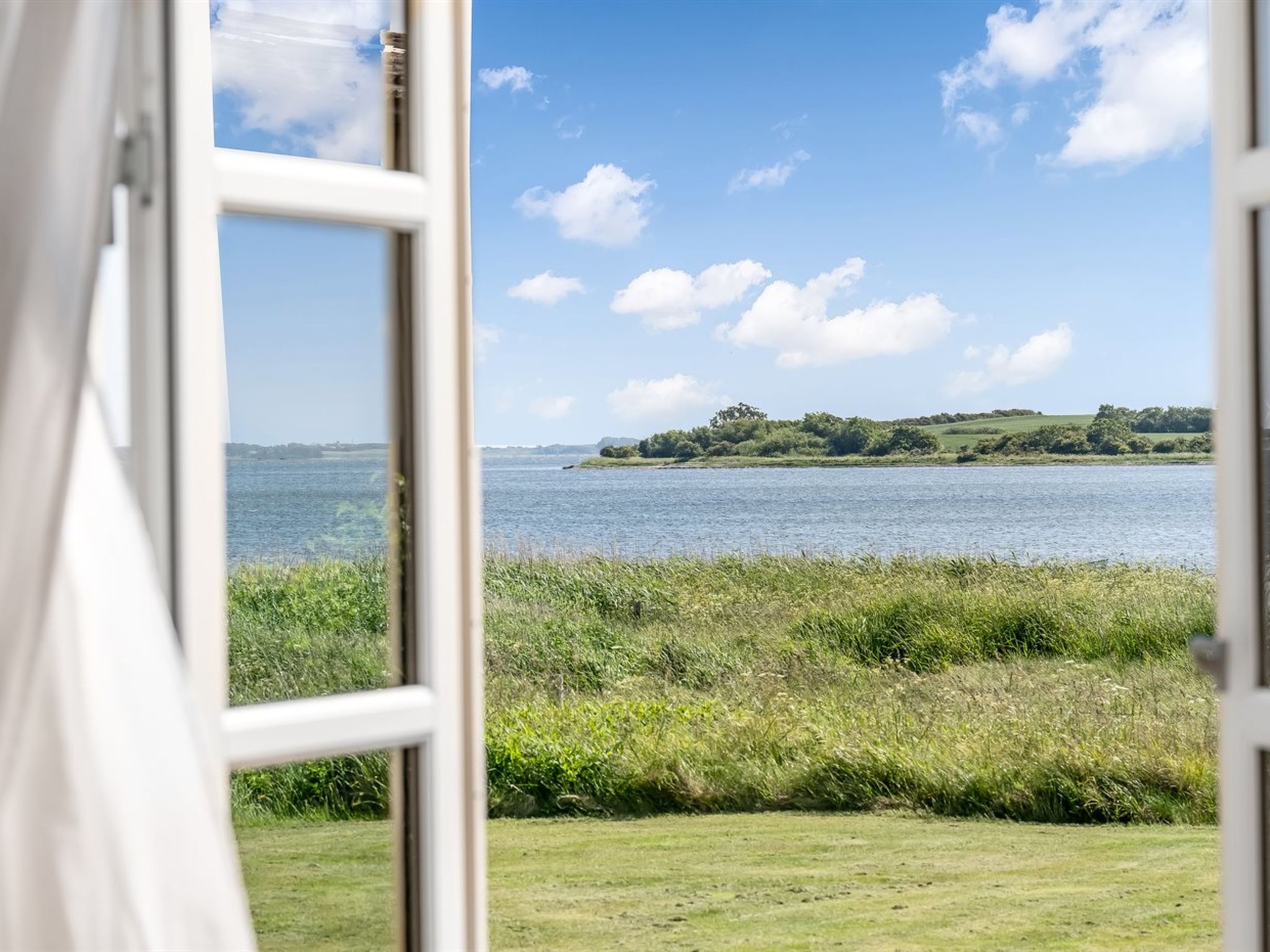 "Jurien" - 50m to the fjord-Buiten