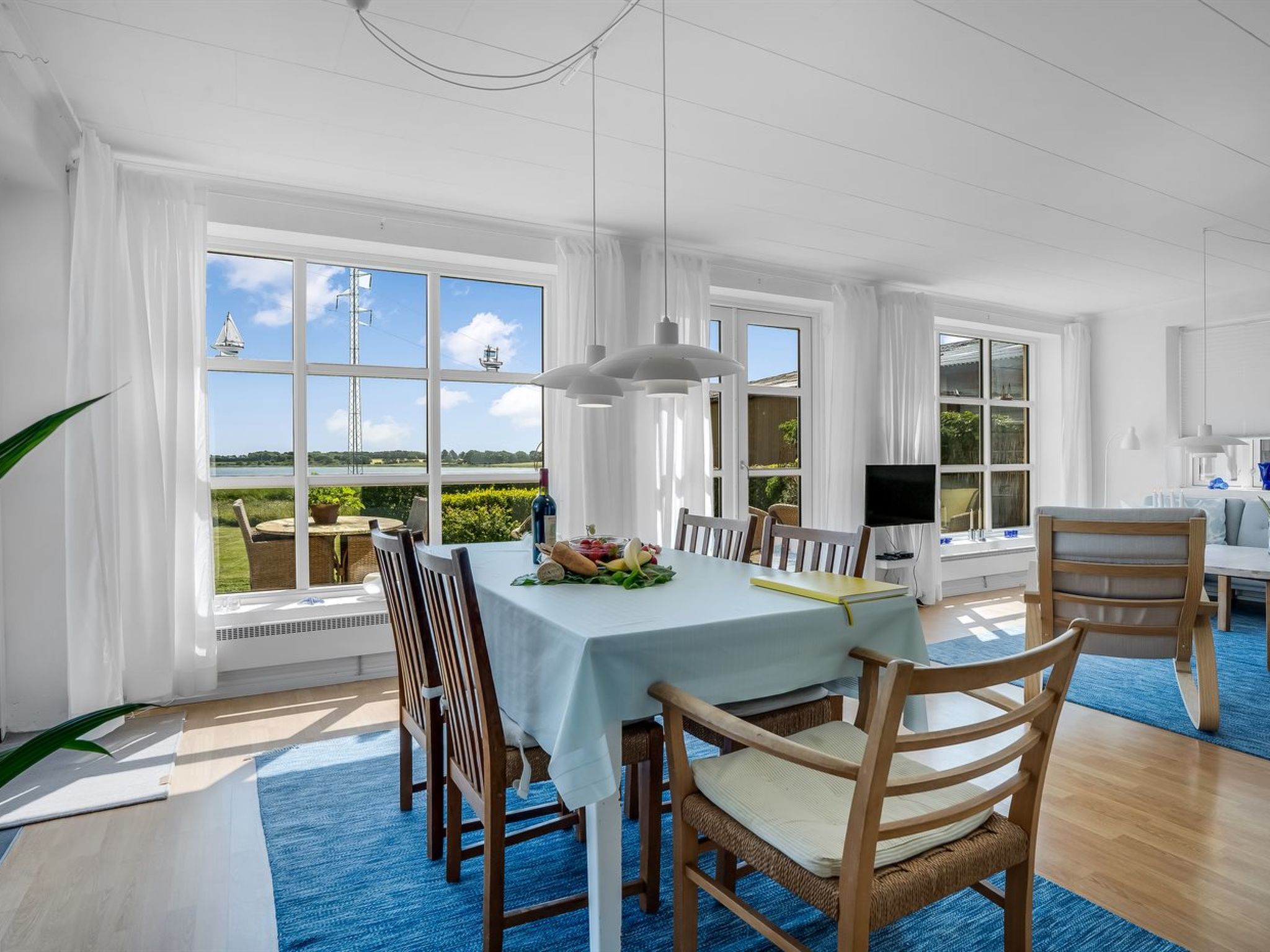 "Jurien" - 50m to the fjord-Binnen