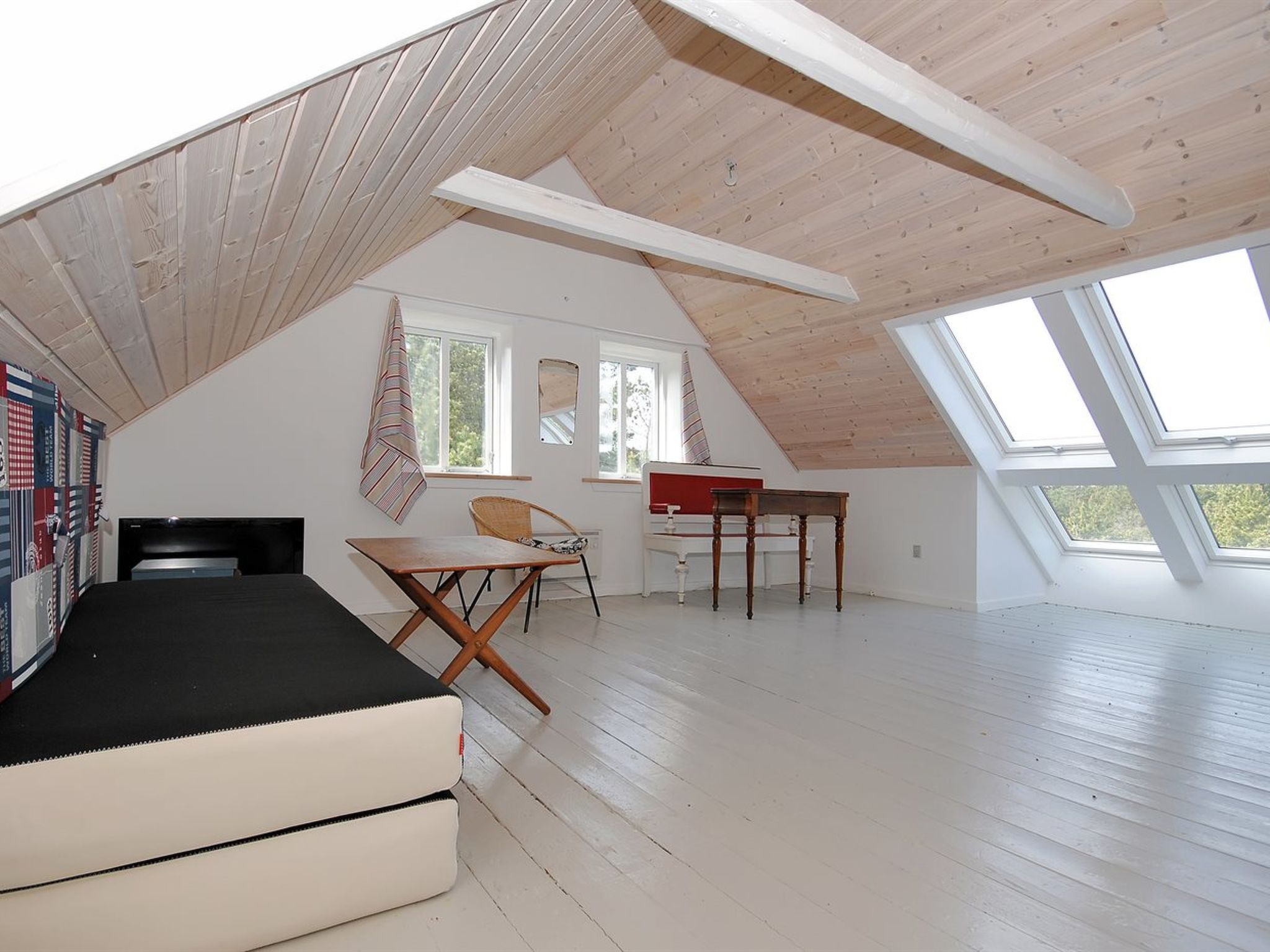 "Margrethe" - 1.1km from the sea - Binnen