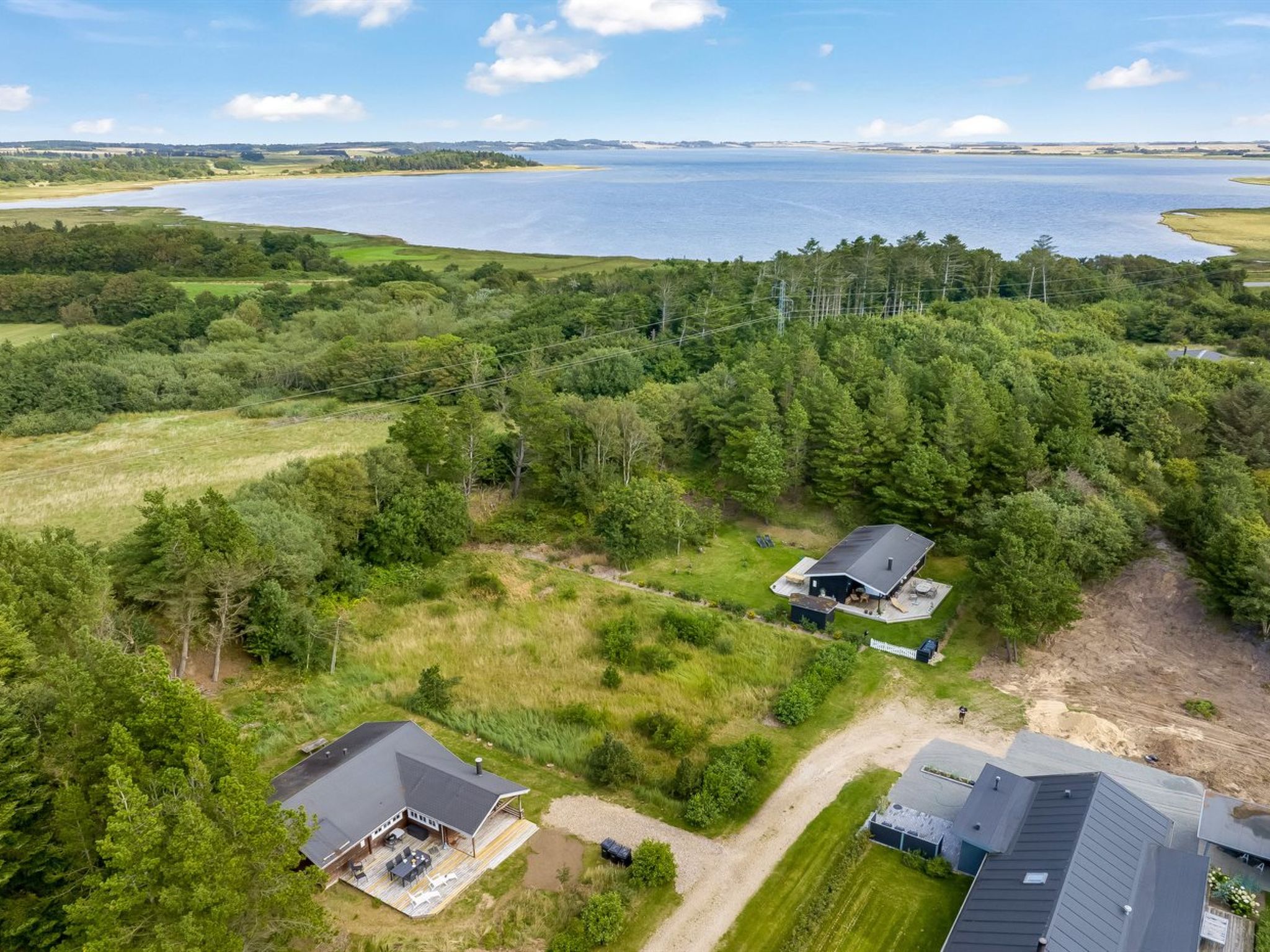 "Thorgny" - 350m to the fjord-Buiten