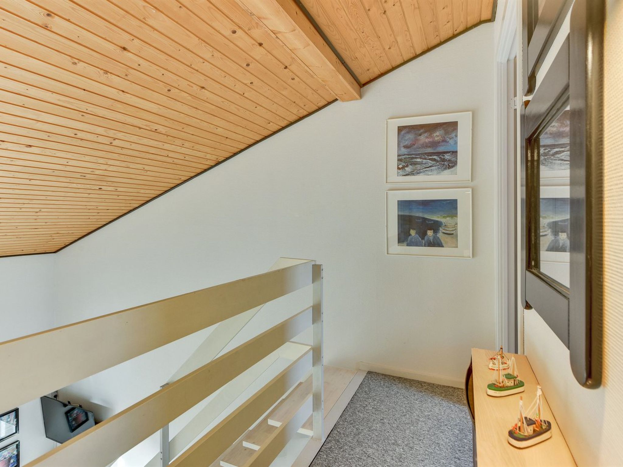 "Cita" - 100m to the fjord-Inside